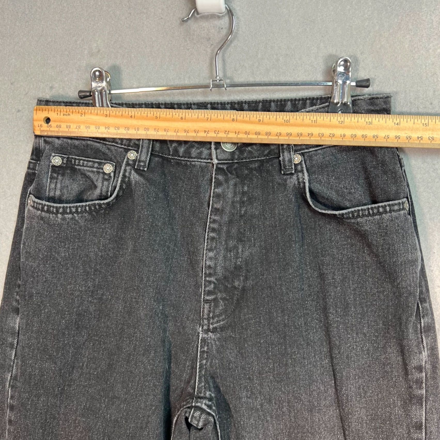 Vintage We The Free Womens Black High-Waisted Denim Jeans Size 27 Cotton Jeans 27 Denim Black We The Free Womens 27 High-Waisted Tapered Size 27" / US 4 / IT 40 - 6 Thumbnail