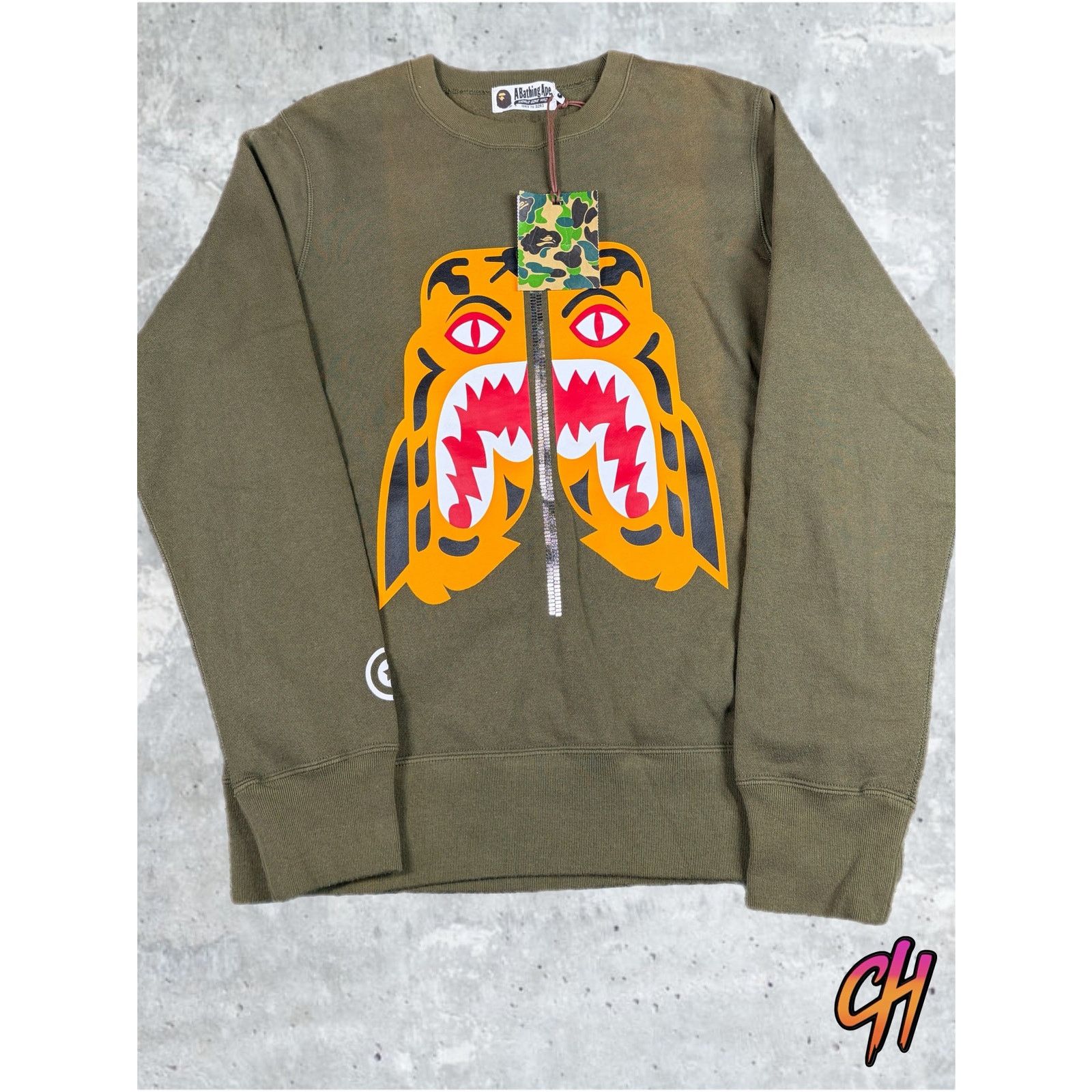 Bape BAPE Tiger HeavyWeight Olive Crewneck FW19 Size Medium Size US M / EU 48-50 / 2 - 1 Thumbnail