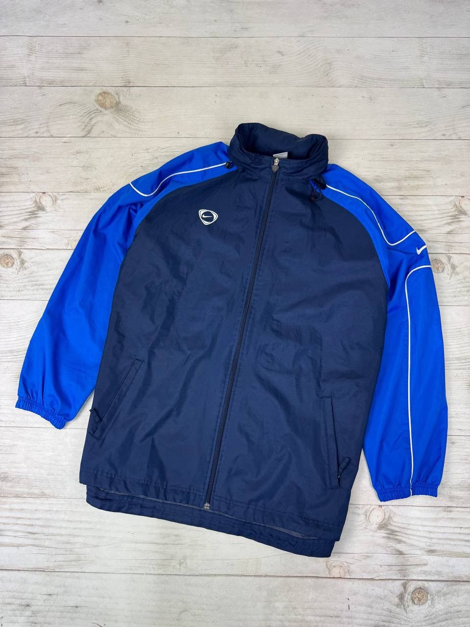 Nike Vintage Nike Windbreaker Jacket Hooded Nylon Swoosh 00s Size US XXL / EU 58 / 5 - 2 Thumbnail