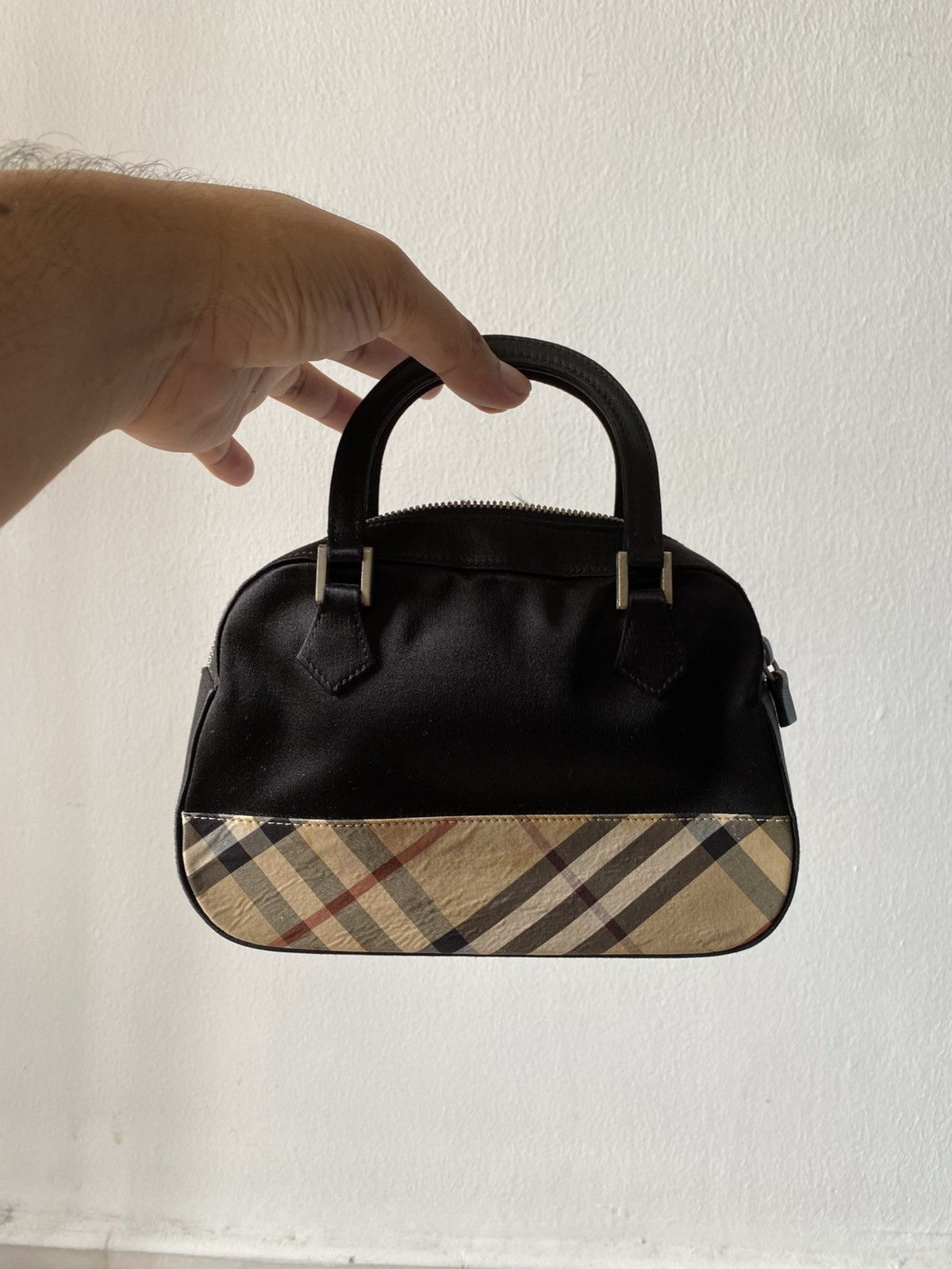 Burberry Vintage Burberry Mini Bag Size ONE SIZE - 2 Thumbnail