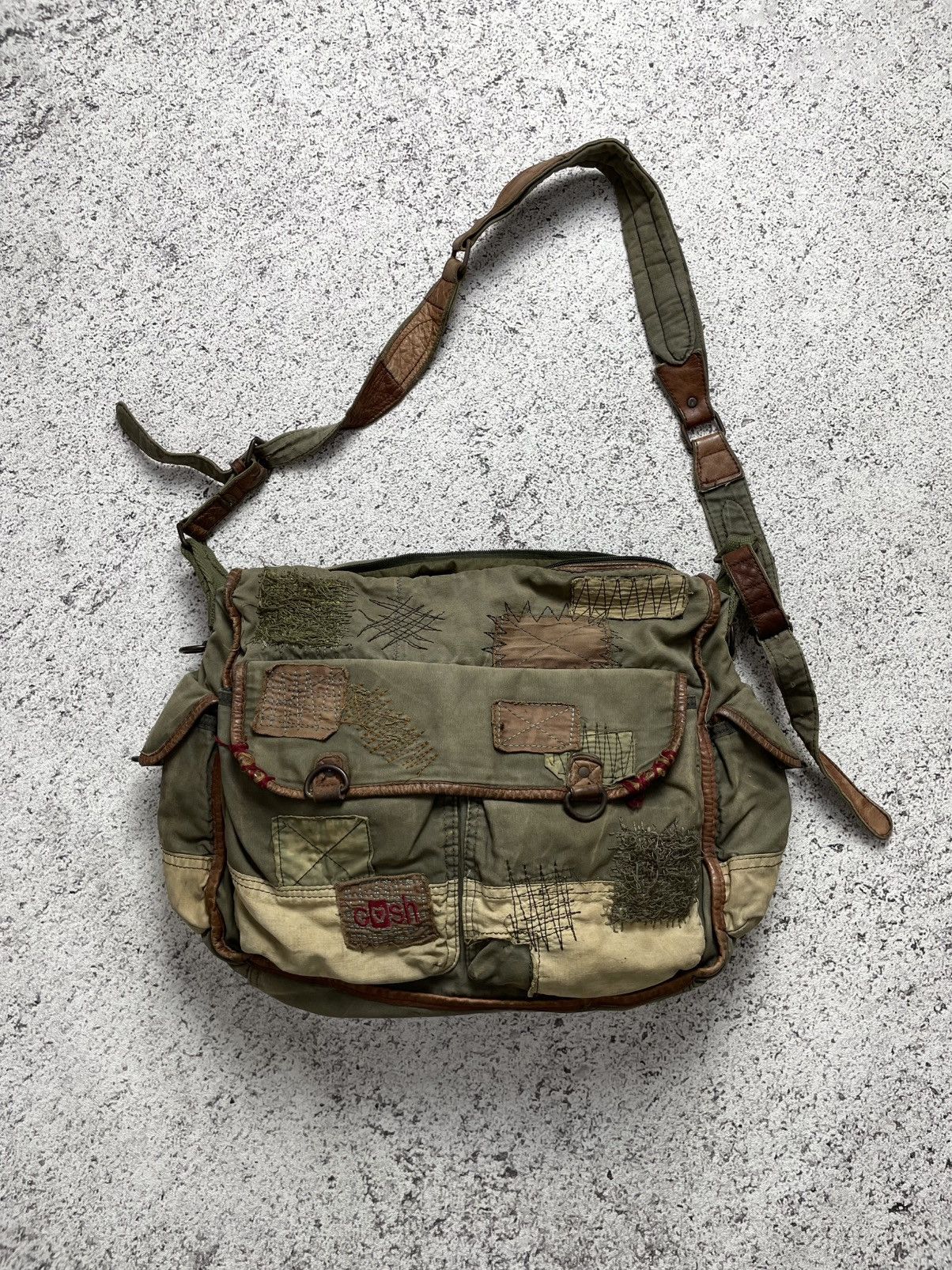 Kapital 2000s Gosh Military Patchwork Sashiko Sling Bag Kapital Styl Size ONE SIZE - 1 Thumbnail