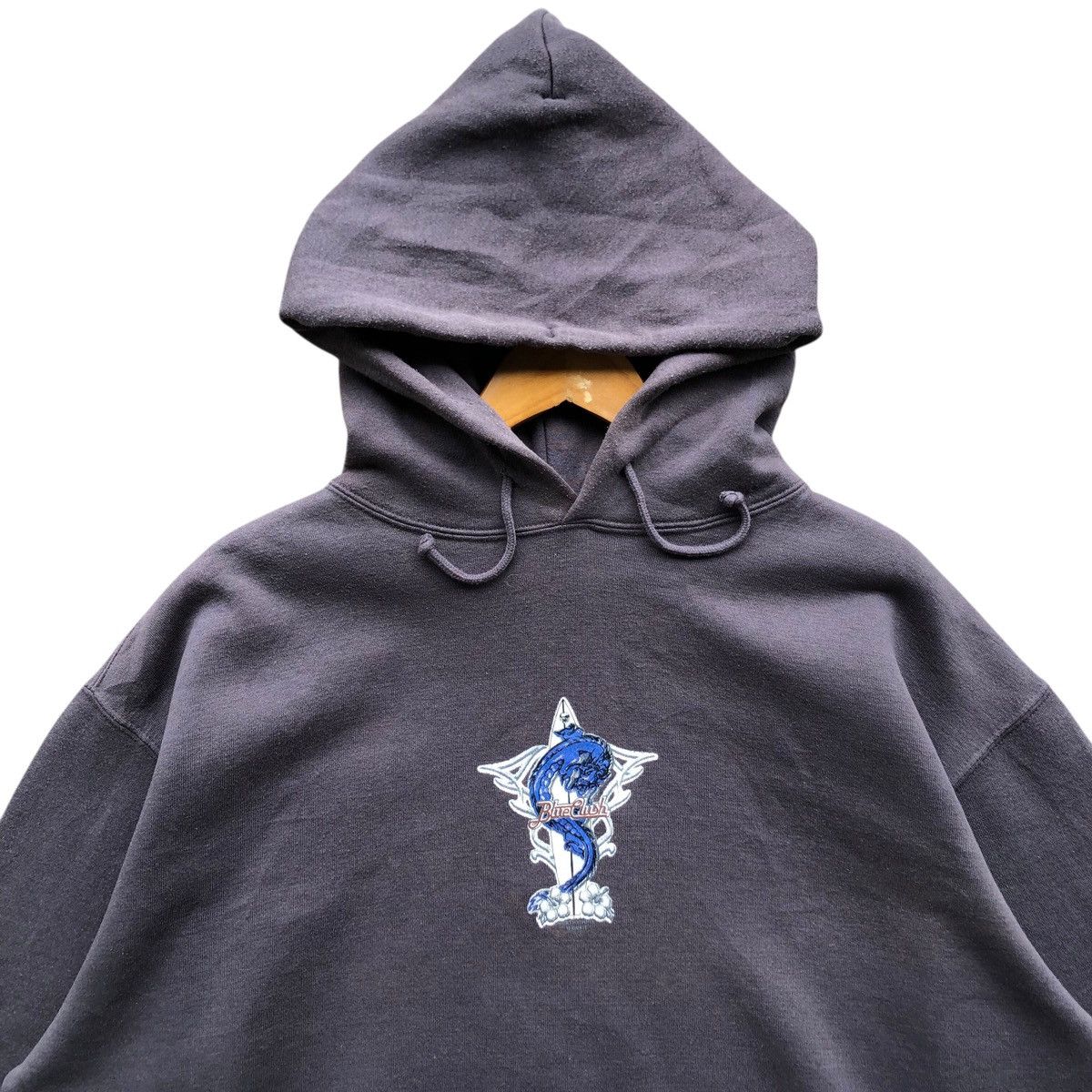 Ron Jon Surf Shop Vintage sunfaded BLUE CLUSH SURFBOARD dragon boxy hoodie Size US L / EU 52-54 / 3 - 3 Thumbnail