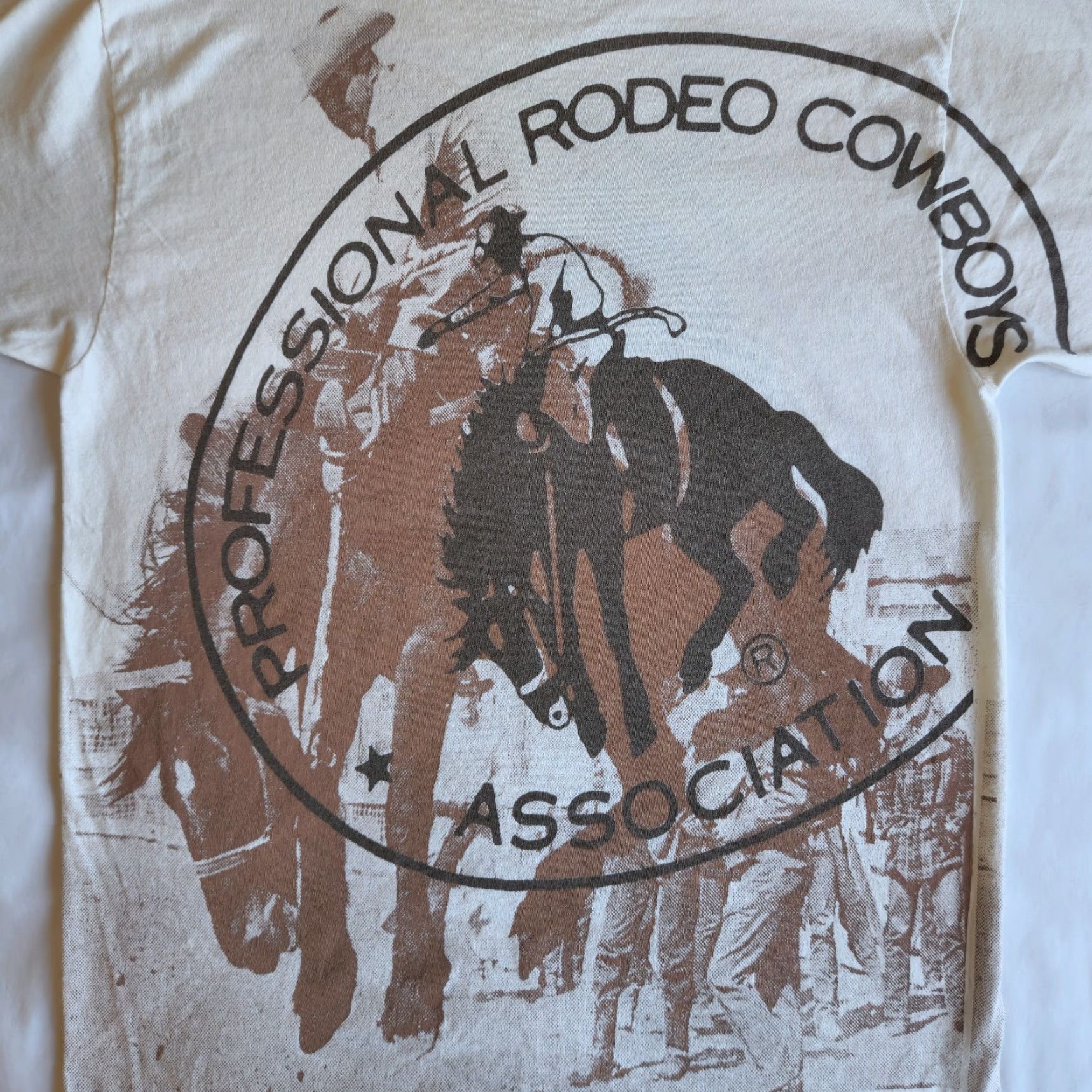 Vintage VINTAGE belton T-Shirt Cowboys Association Graphic Print Double-Sided L 90s USA Made White Crew Neck Mens Regular Short Sleeve Size US L / EU 52-54 / 3 - 4 Thumbnail