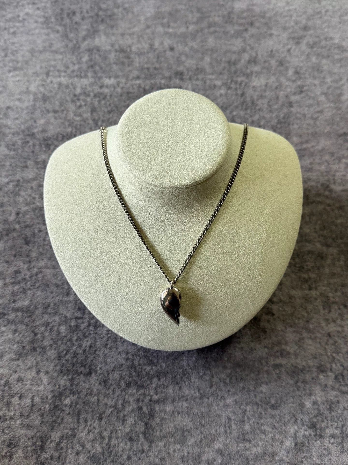 Balenciaga Balenciaga Heartbreak Necklace Size ONE SIZE - 1 Thumbnail
