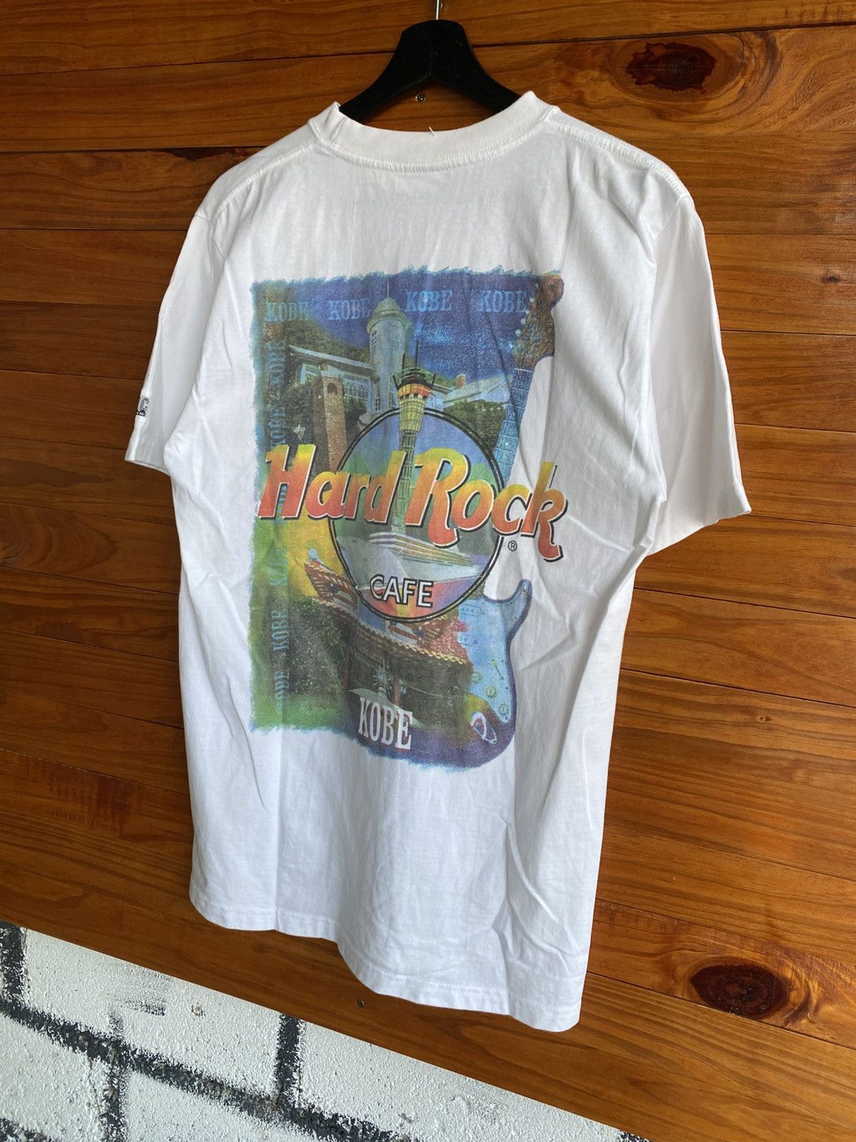 Hard Rock Cafe Vintage Hard Rock Cafe Kobe Heavy Tee White T-Shirt 1990s Size US M / EU 48-50 / 2 - 4 Thumbnail