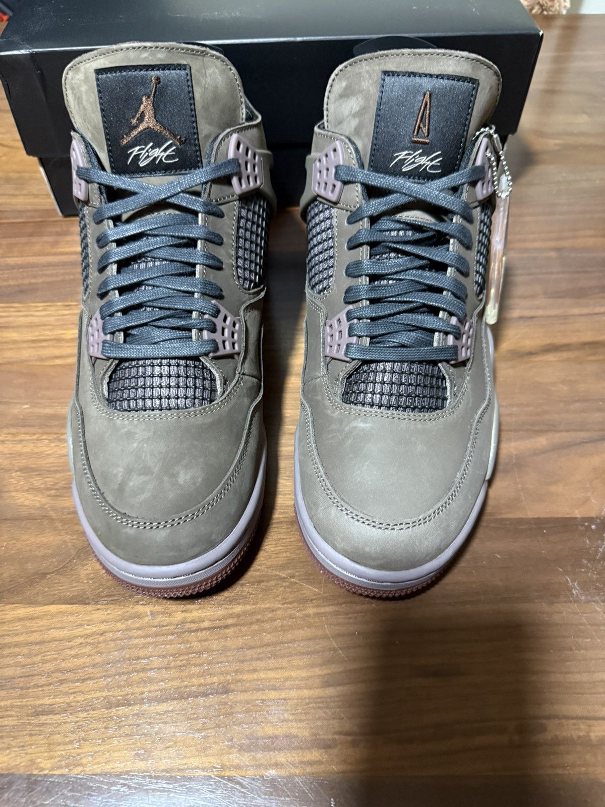 Jordan Brand Nike Air Jordan IV A MA MANIÉRE X JORDAN 4 RETRO DARK MOCHA Size US 11 / EU 44 - 4 Thumbnail