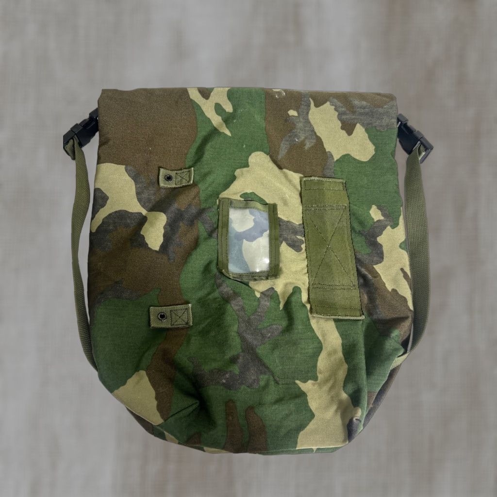 Vintage Unbranded Camo Rucksack Fold over Hook Loop 25x8x6 Size ONE SIZE - 1 Thumbnail