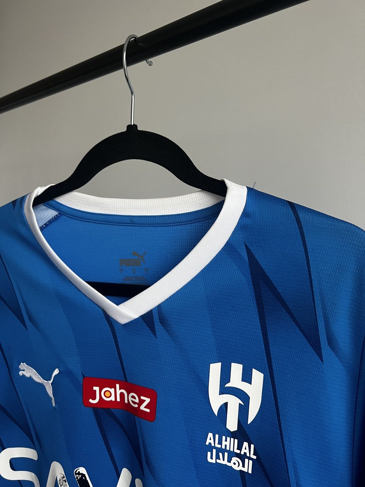 Puma 2023/24 Puma Al Hilal #10 Neymar Junior Home Soccer Jersey Size US L / EU 52-54 / 3 - 7 Thumbnail