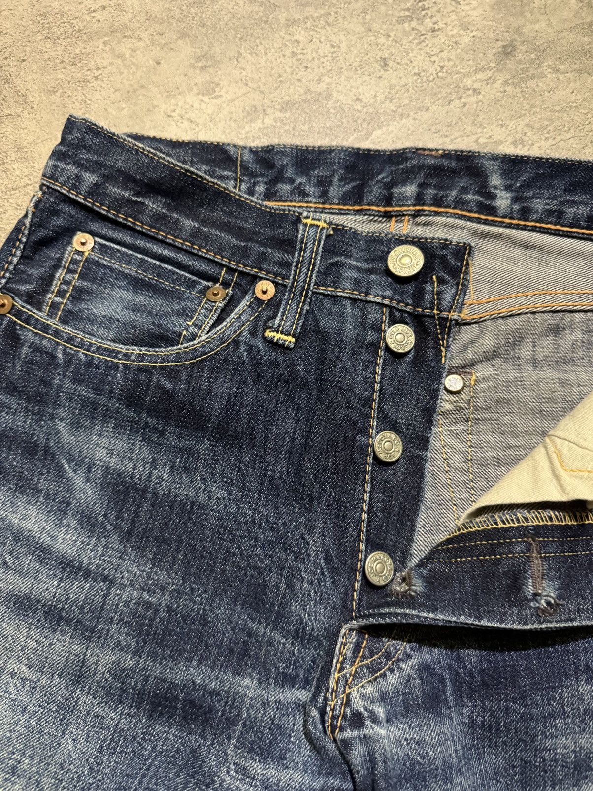 The Real McCoy's Joe McCoy Lot.906 Denim Selvedge distressed jeans Size US 28 / EU 44 - 6 Thumbnail
