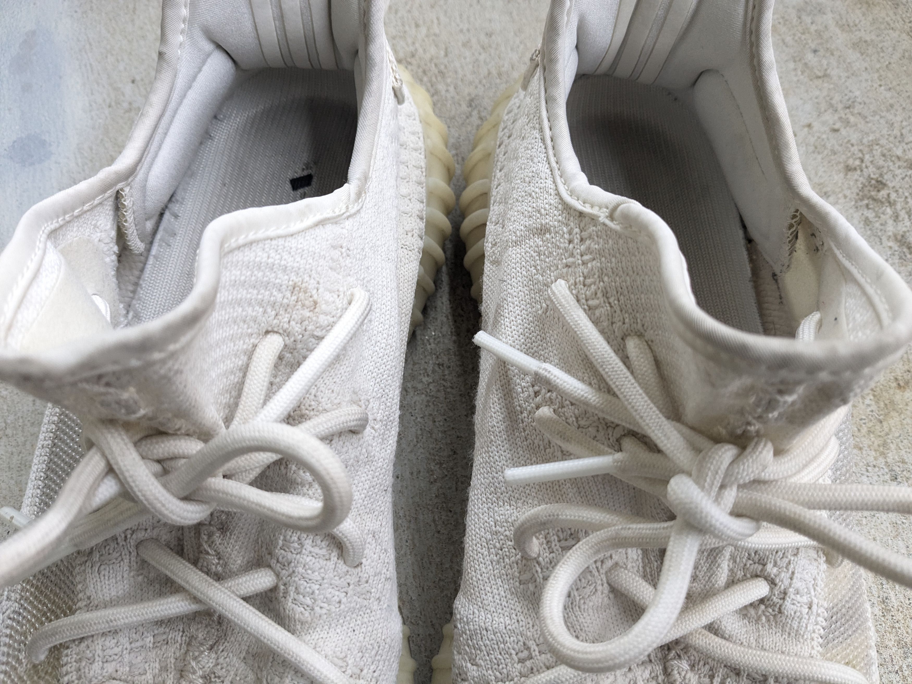 Adidas × Kanye West Adidas Yeezy Boost 350 V2 Bone HQ6316 Kanye West Size US 11.5 / EU 44-45 - 5 Thumbnail