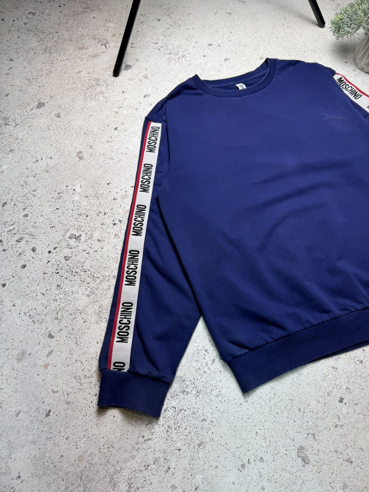 Moschino × Vintage Moschino Men's Logo-tape Crew Sweatshirt Blue M Size US M / EU 48-50 / 2 - 2 Thumbnail