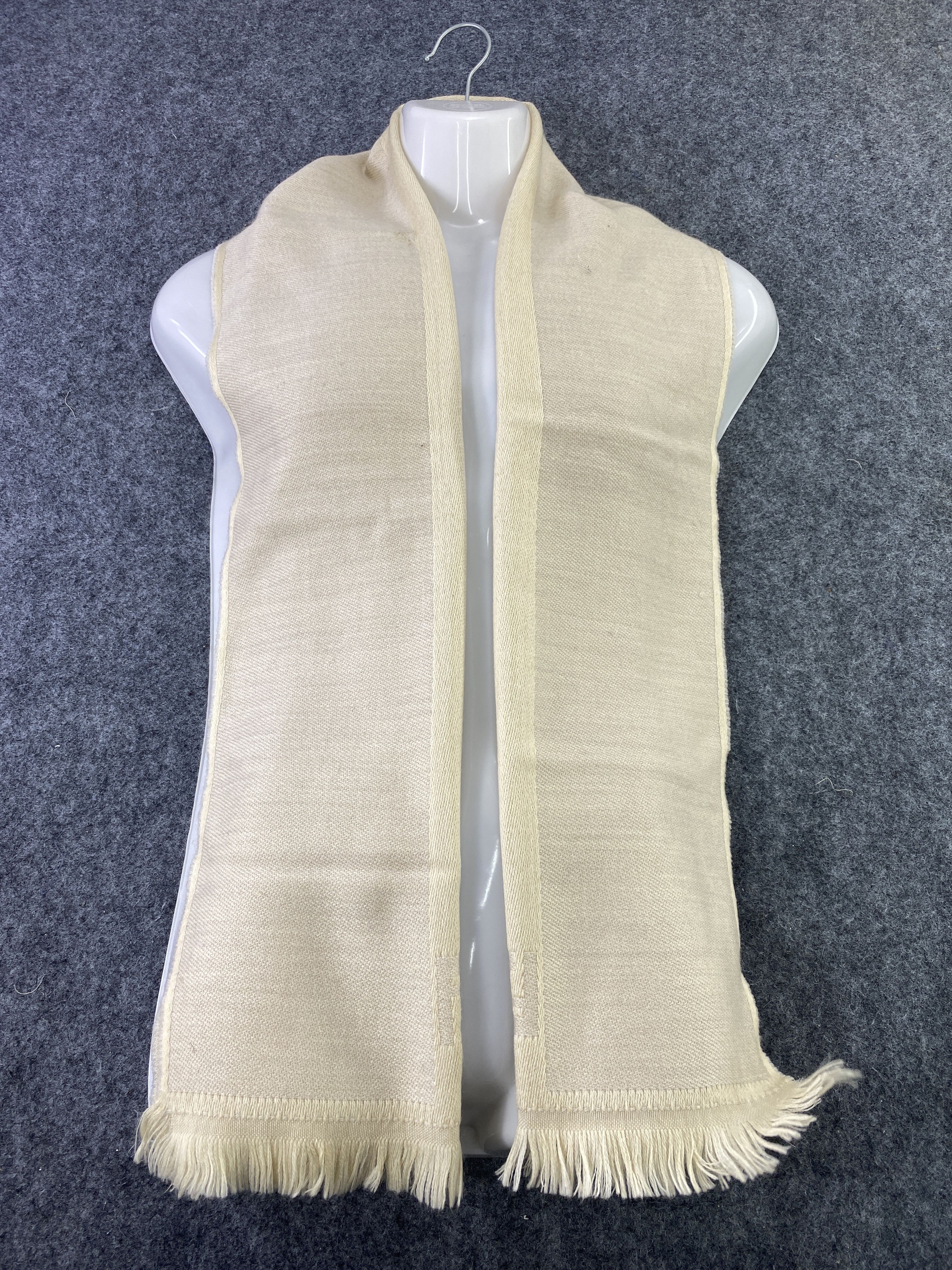 Fendi Vintage Fendi Scarf/Muffler/Neckwear-T469 Size ONE SIZE - 1 Thumbnail