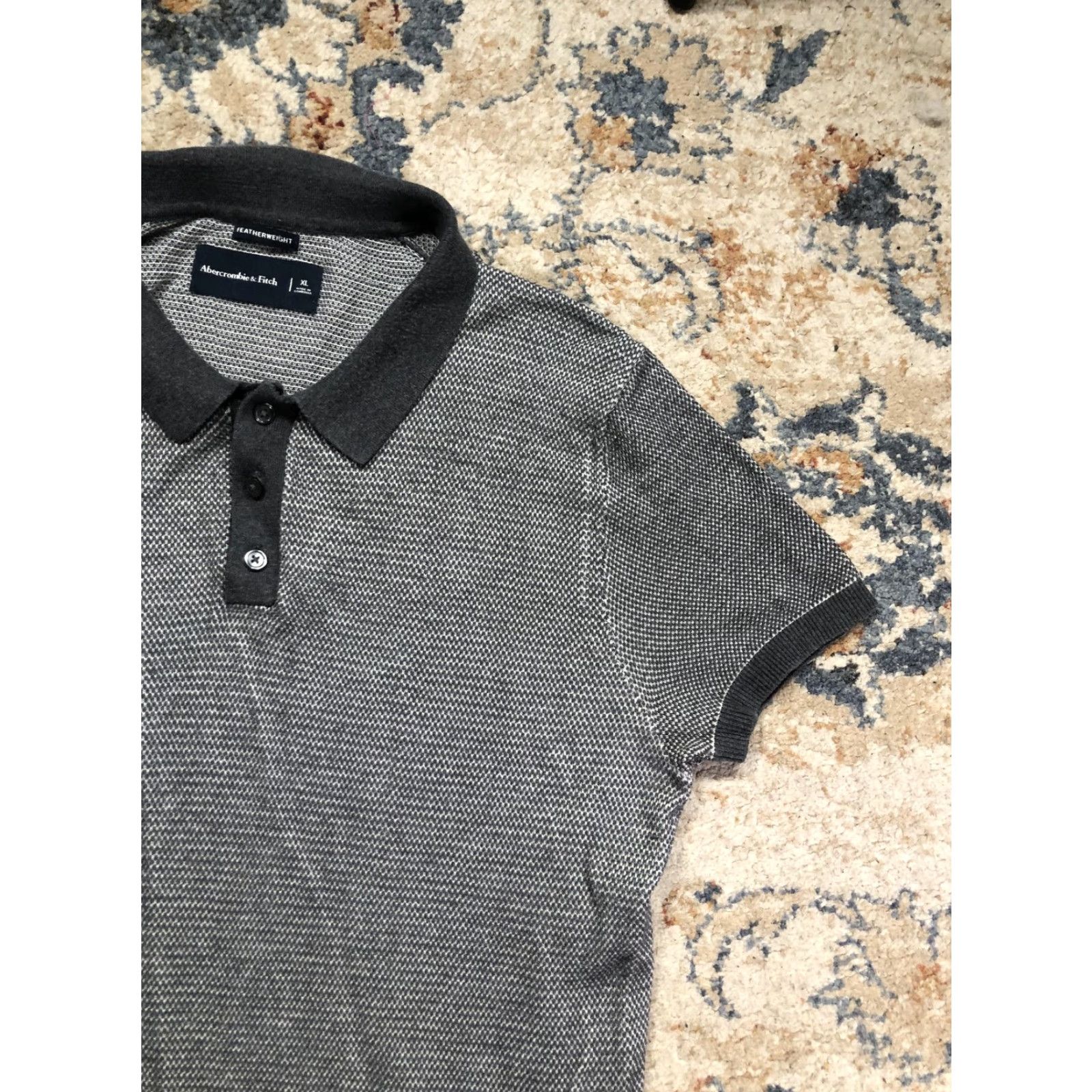 Abercrombie & Fitch Abercrombie & Fitch Featherweight Polo Shirt Mens XL Gray Geometric Knit Golf Shirt Size US XL / EU 56 / 4 - 4 Thumbnail