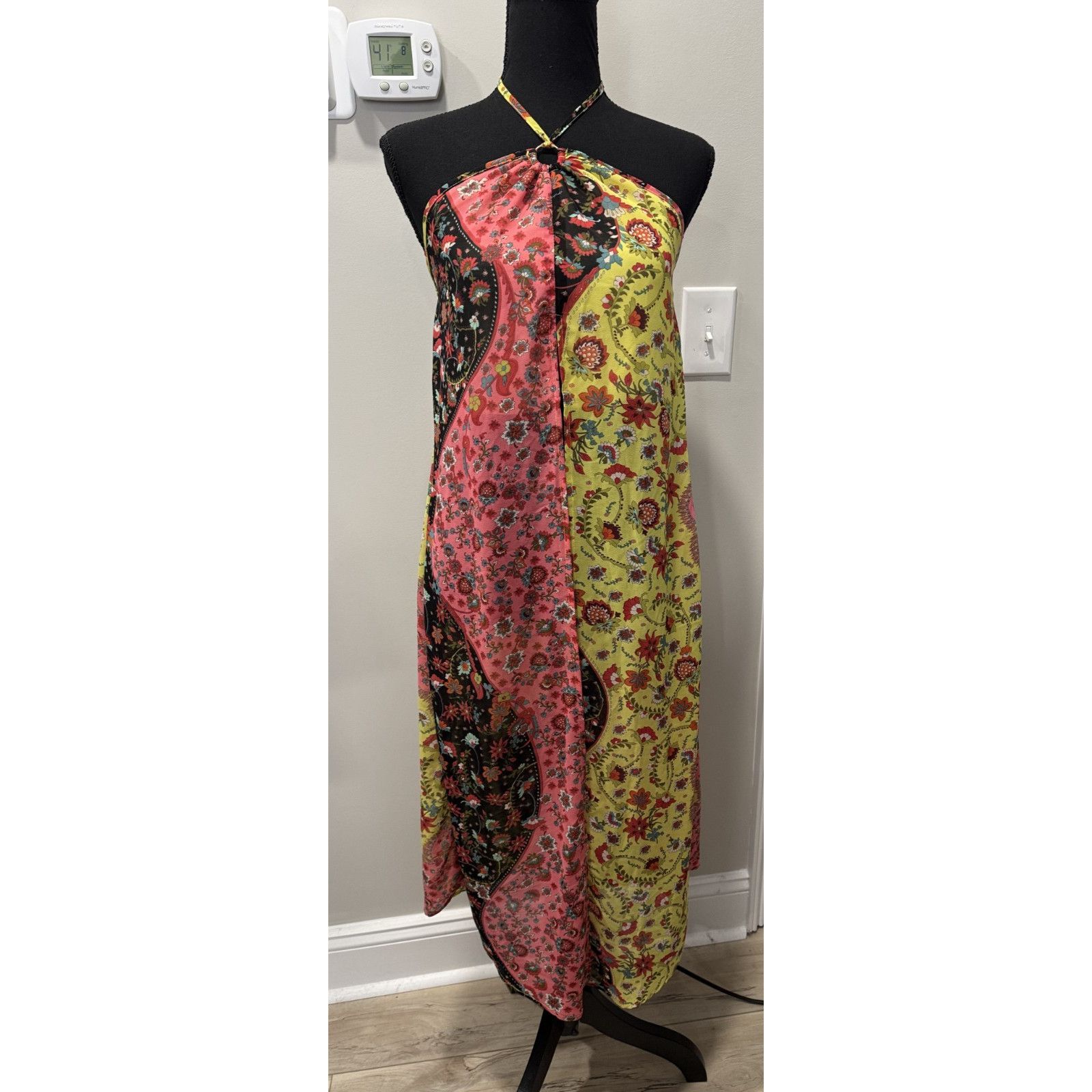 Shein SHEIN Halter Maxi Dress Boho Floral Open Swim Cover Small Size S / US 4 / IT 40 - 1 Thumbnail