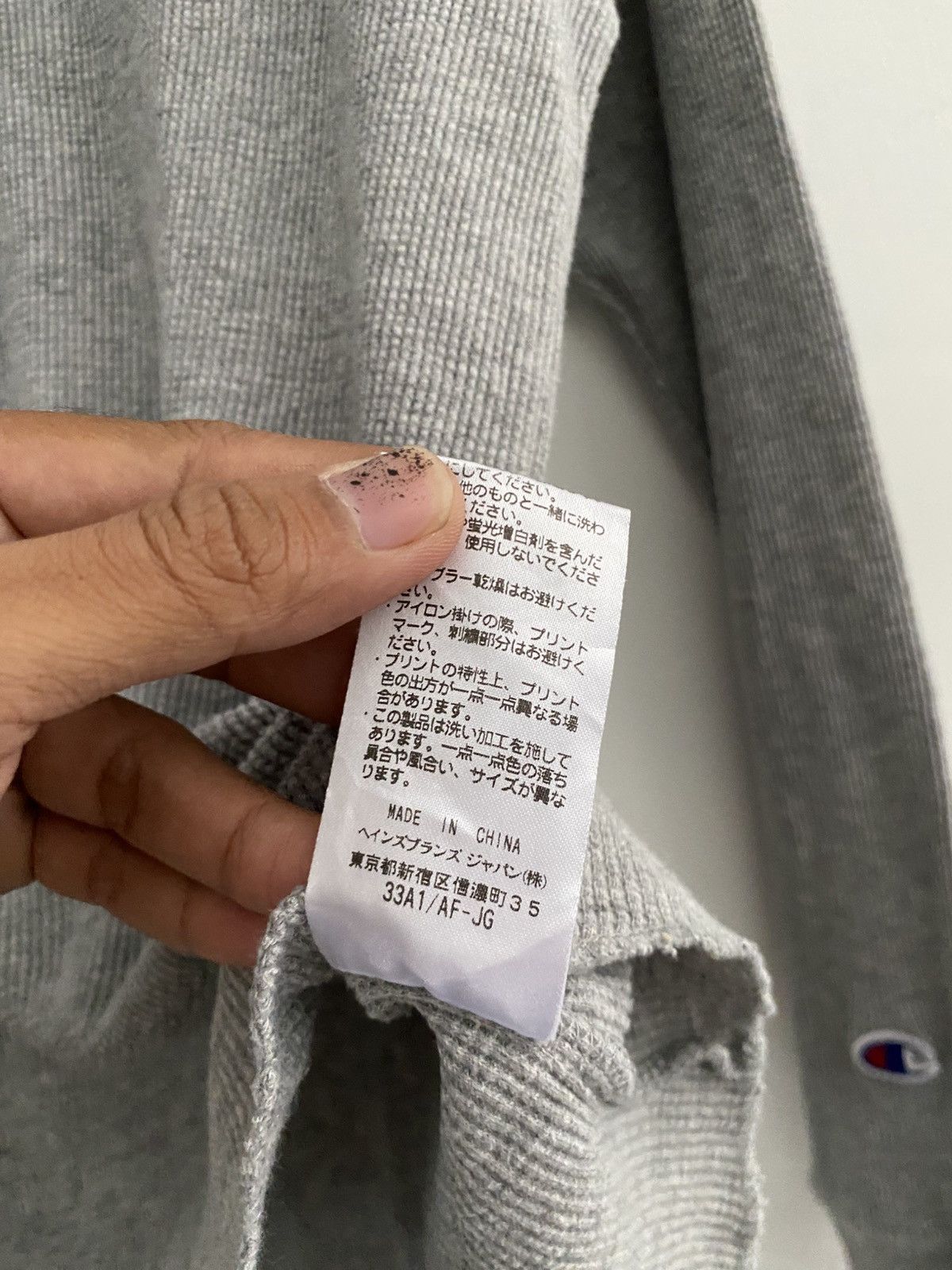 20471120 × Champion × Vintage Vintage champion N.Y.C longsleeve tshirt Size US L / EU 52-54 / 3 - 7 Thumbnail