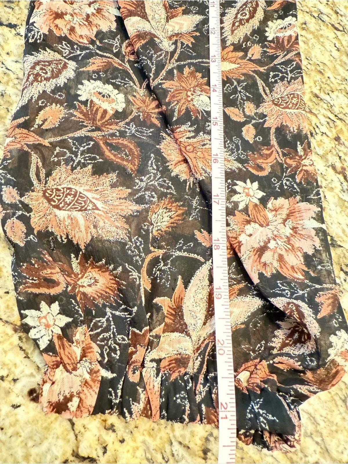 Other Madewell floral midi dress V neck ruffled hem black tan SZ 6 Size M / US 6-8 / IT 42-44 - 9 Thumbnail