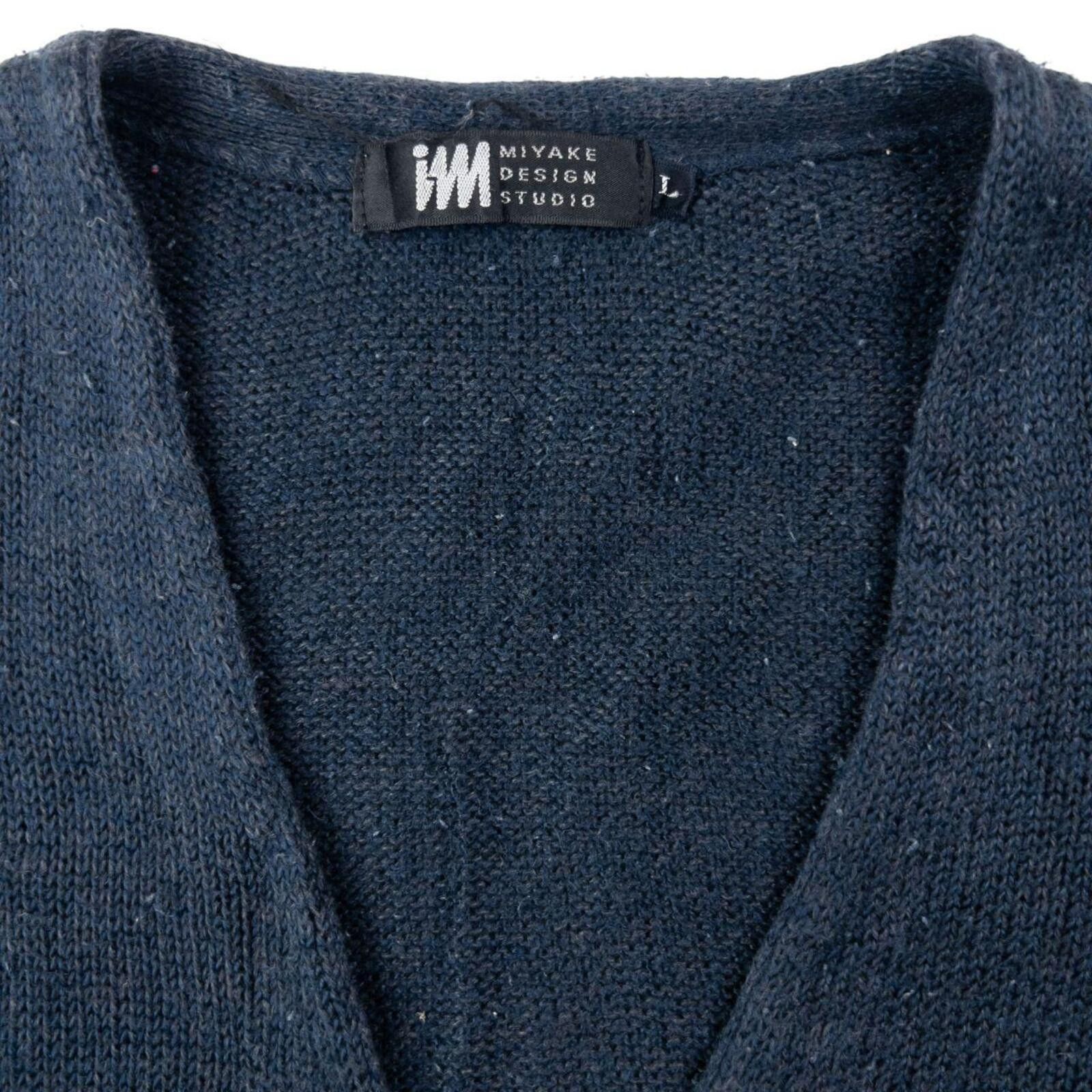 Issey Miyake Vintage 2000s Issey Miyake Button Up Knit Sweater Vest SizeS Size US S / EU 44-46 / 1 - 3 Thumbnail