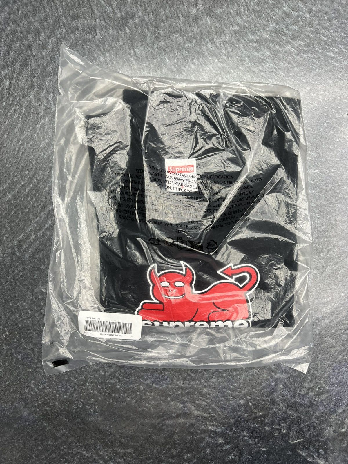 Supreme Supreme Toy Machine Devil Cat T-Shirt Size US S / EU 44-46 / 1 - 6 Thumbnail
