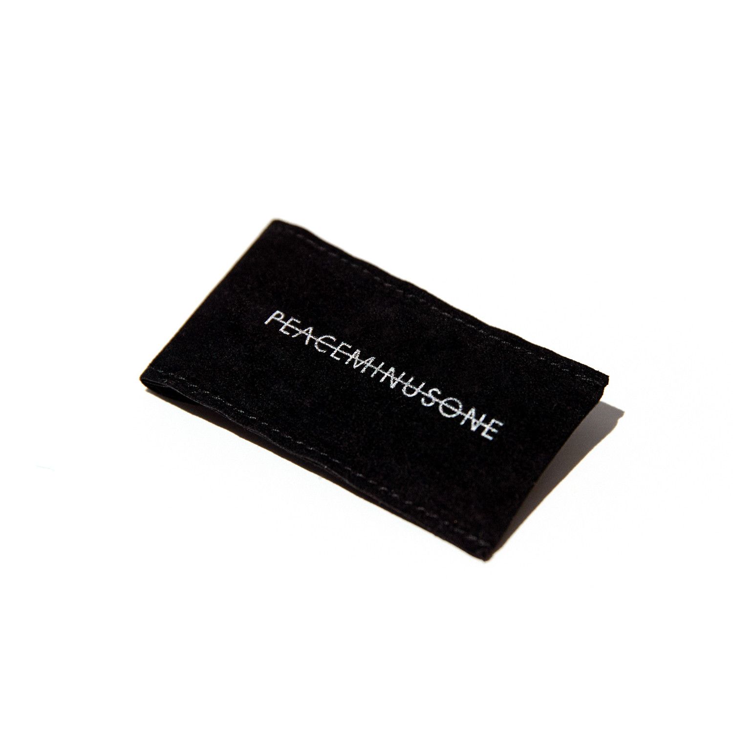 【人気No.1】 peaceminusone PMO Daisy Safety Pin | Grailed アイドル