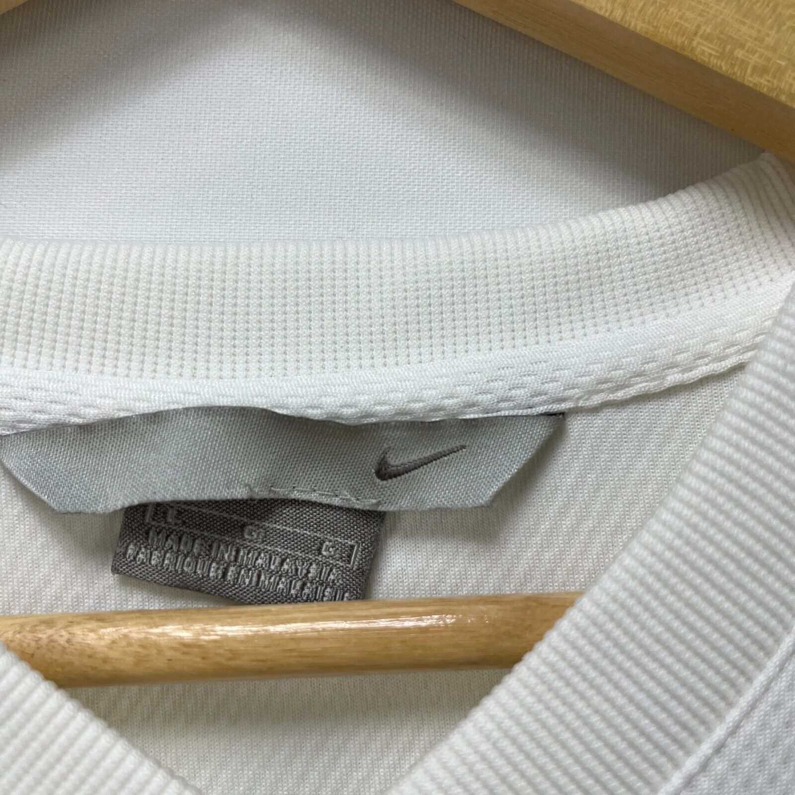 Nike × Vintage Vintage Y2K Nike Longsleeve Shirt Swoosh Embroidered Large Size US L / EU 52-54 / 3 - 5 Thumbnail
