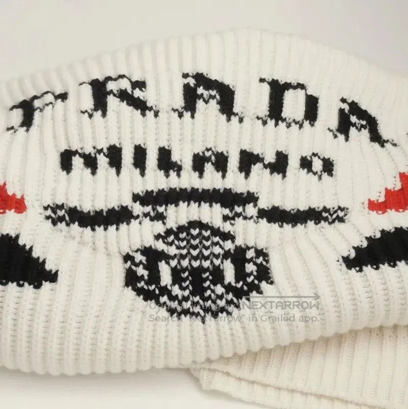 Prada Prada Embroidered Logo Beige Wool Sweater. Size US XL / EU 56 / 4 - 3 Thumbnail