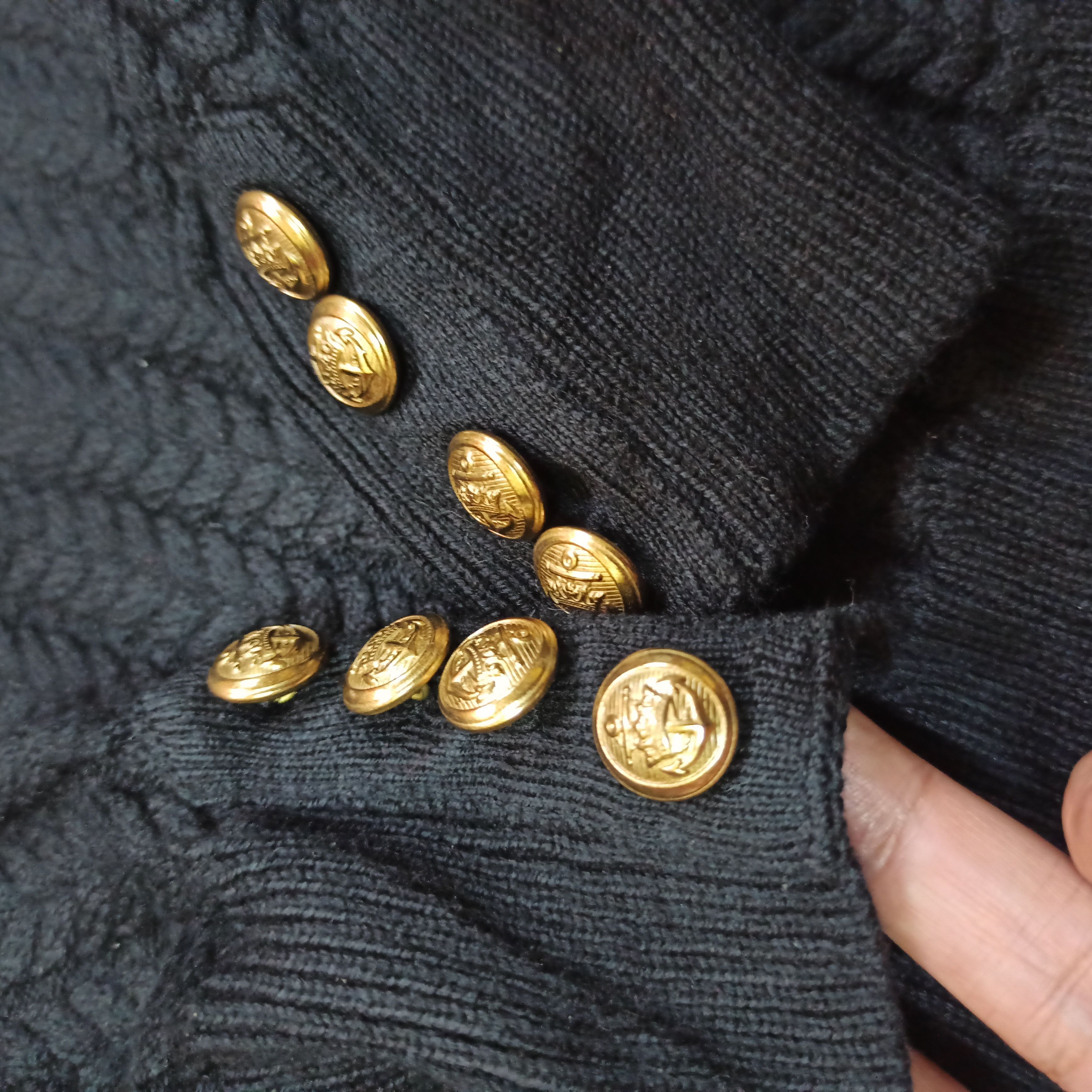 Aran Isles Knitwear Japanese Double Standard Knitwear V-neck Style Gucci Size US M / EU 48-50 / 2 - 4 Thumbnail