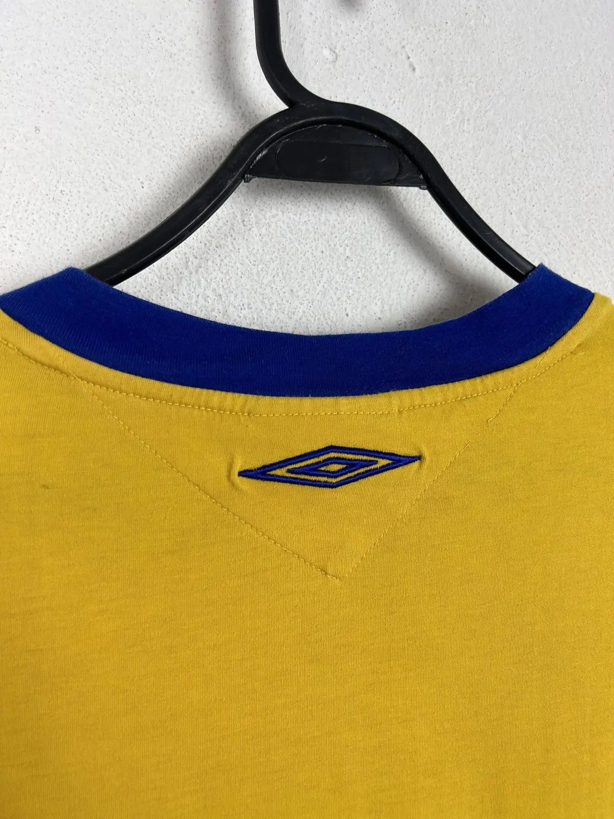 Umbro 00s Vintage Umbro x Svff Sweden Embroidered Logo T-Shirt Size US L / EU 52-54 / 3 - 9 Thumbnail