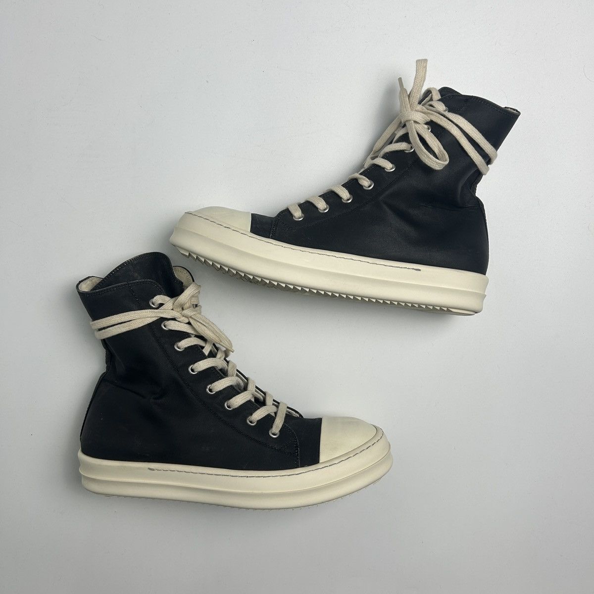 image of Rick Owens Ramones Waxed Canvas High Drkshde Shoes in Black, Men's (Size 7)