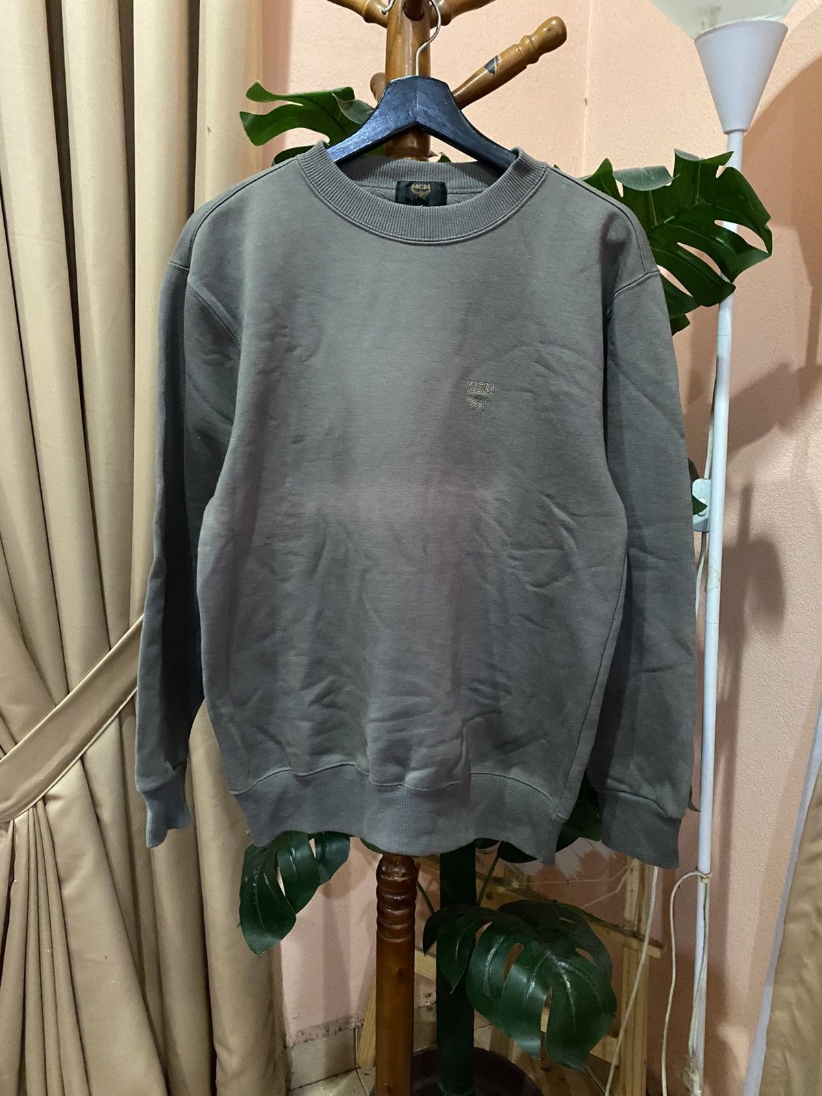 MCM Vintage MCM Légère Grey Crewneck Sweatshirt – Minimalist Size US M / EU 48-50 / 2 - 3 Thumbnail