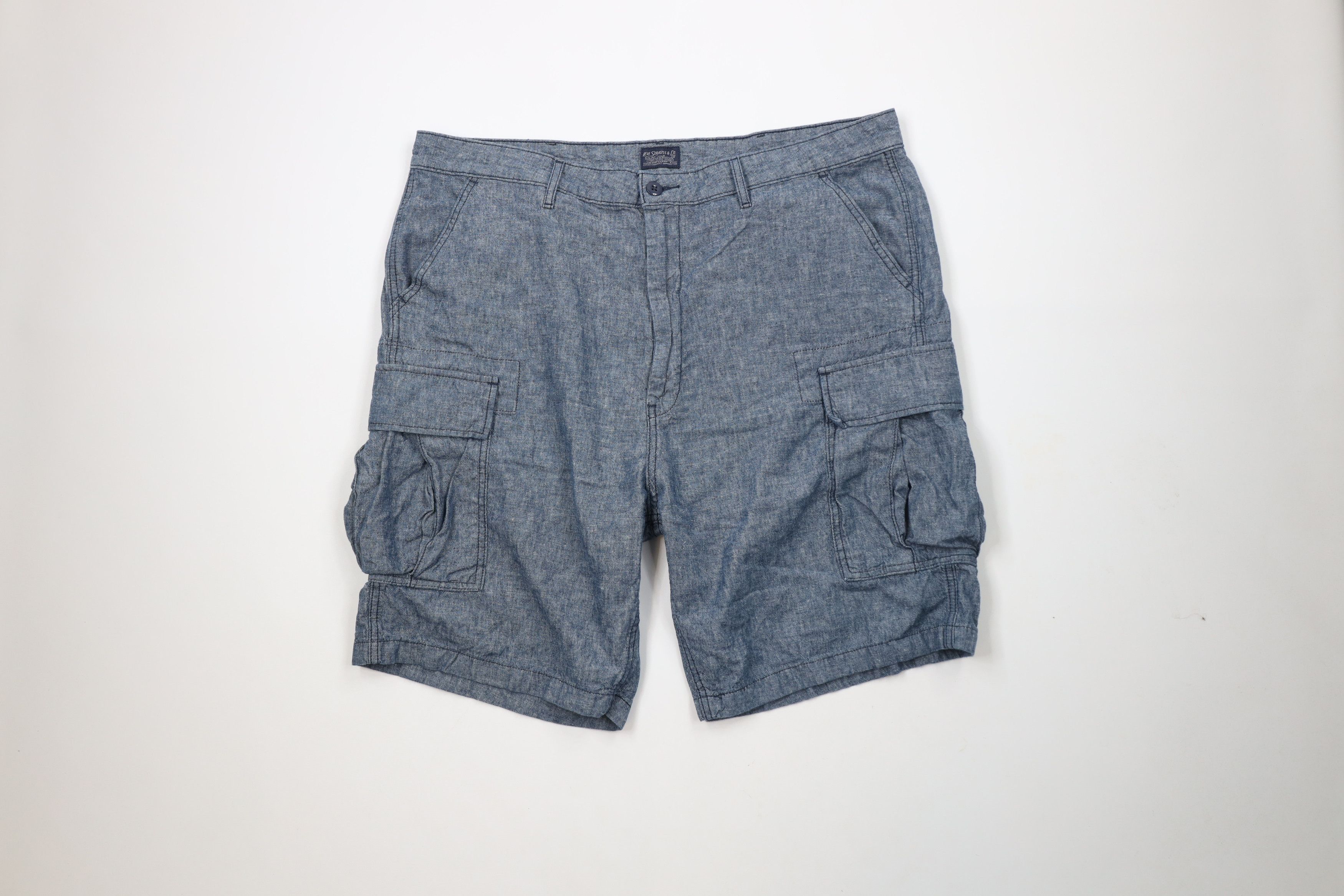 Levi's × Vintage Vintage Y2K Levis Linen Blend Cargo Shorts Chambray Blue Size US 40 / EU 56 - 1 Thumbnail