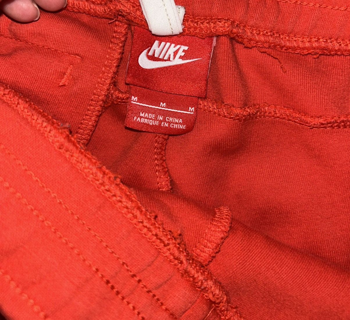 Nike Red Nike tech pants Size US 30 / EU 46 - 2 Thumbnail