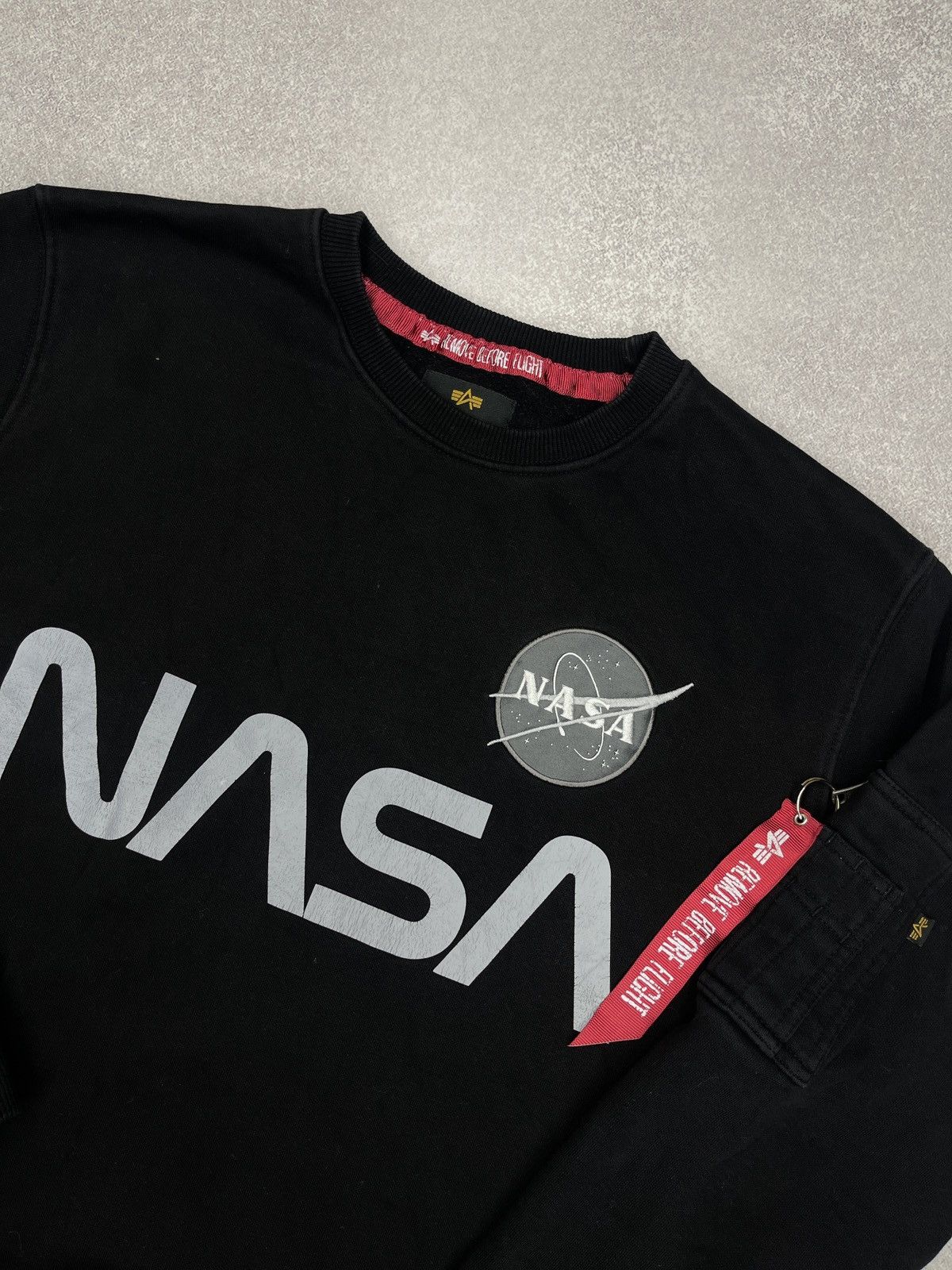 Alpha Industries Mens Alpha Industries x NASA Black Sweatshirt Size L Size US L / EU 52-54 / 3 - 4 Thumbnail