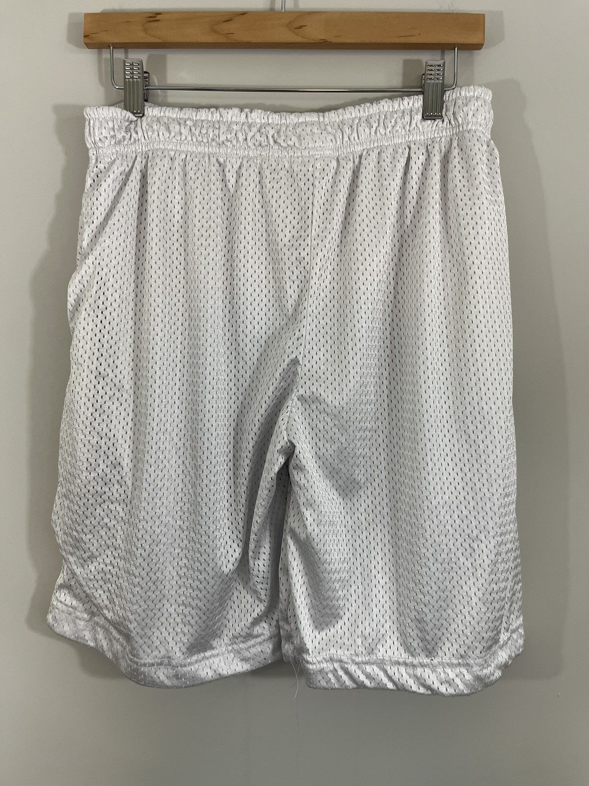 Vintage Blank White Mesh 90s Distressed Basketball Shorts Size US 34 / EU 50 - 5 Thumbnail