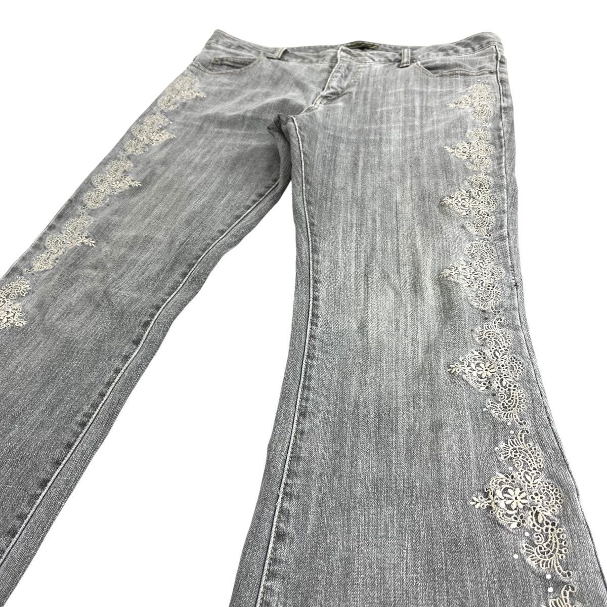 If Six Was Nine × Japanese Brand × Le Grande Bleu (L.G.B.) Crazy Oririn Jeans Flared Jeans Bootcut Studded Y2K Pants Size 32" / US 10 / IT 46 - 3 Thumbnail