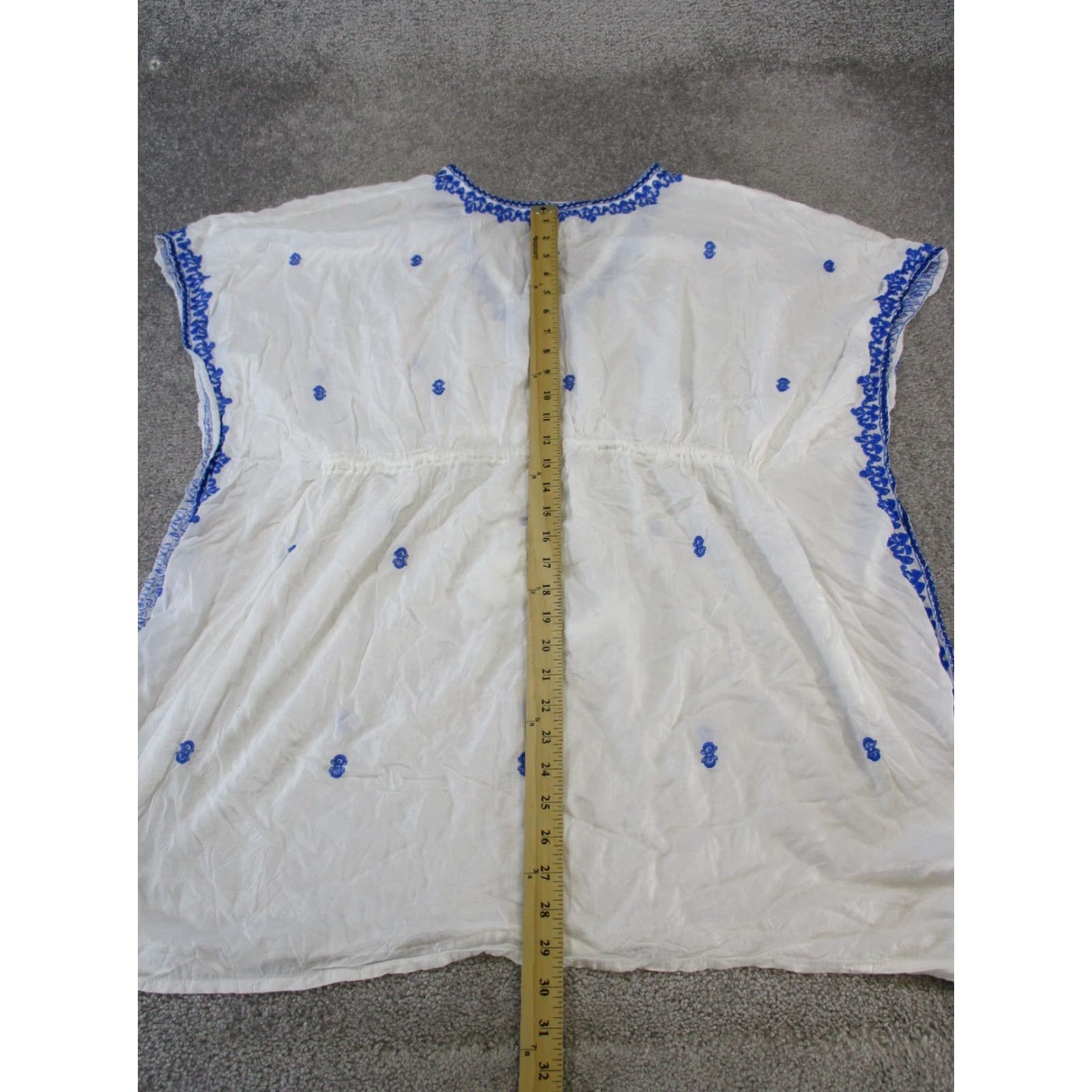 Tommy Bahama VINTAGE Tommy Bahama Women's Kaftan Shirt Sleeveless L White Embroidered 90s Beachwear Womens Size L / US 10 / IT 46 - 7 Thumbnail