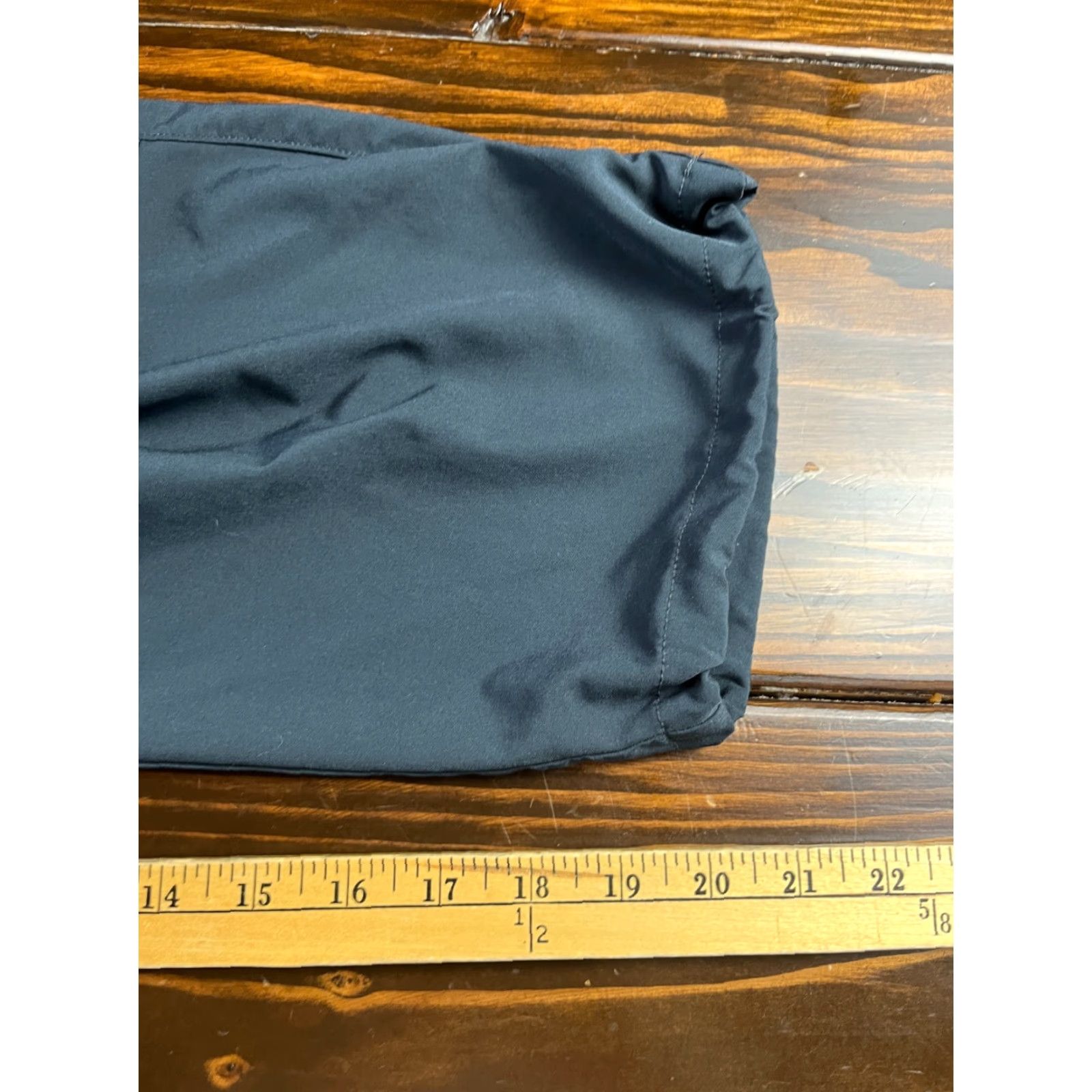 Vintage LEAO Capri Pants XL Black Activewear Pockets Pull On Elastic Waist Adjustable Hem Band Women Pants Size 40" / US 18 - 7 Thumbnail