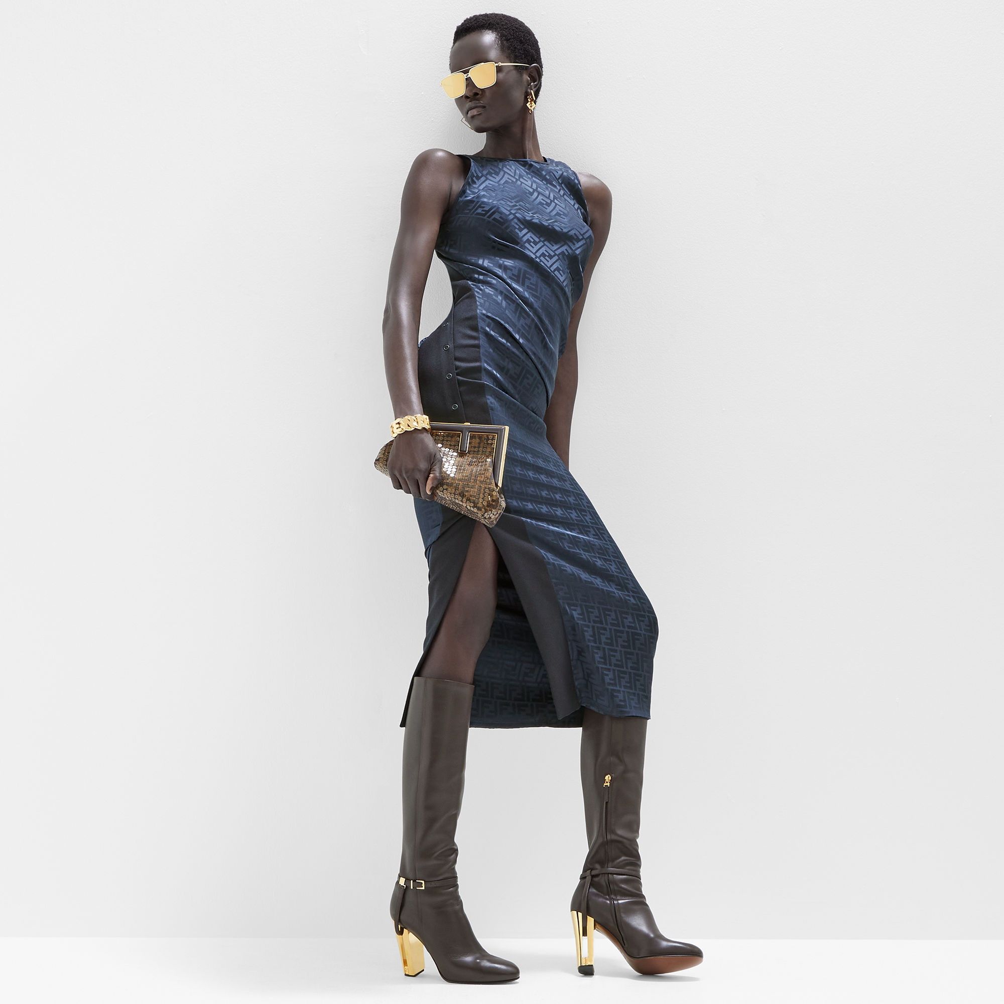Fendi o1s1wg110825 Dress in Black Size XL / US 12-14 / IT 48-50 - 4 Thumbnail