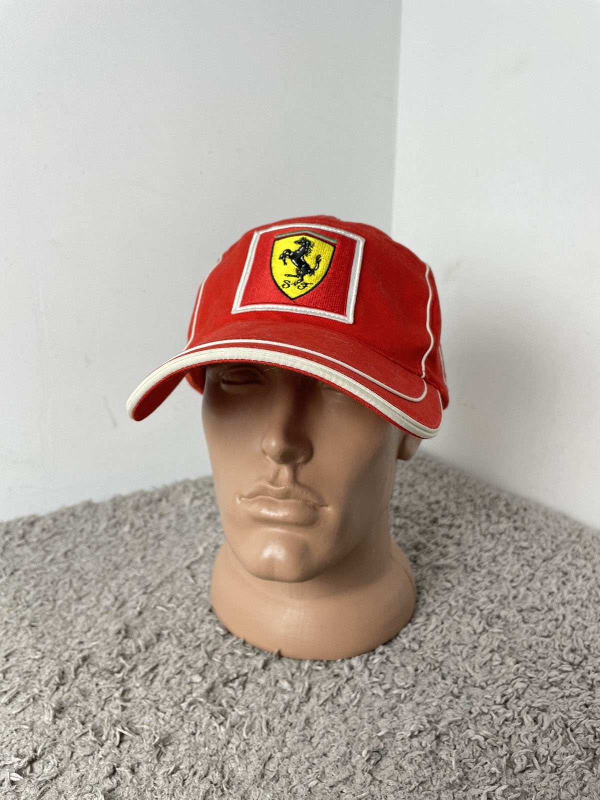 Ferrari × Puma Puma Ferrari Racing Cap hats Y2K VTG Style Size ONE SIZE - 2 Thumbnail