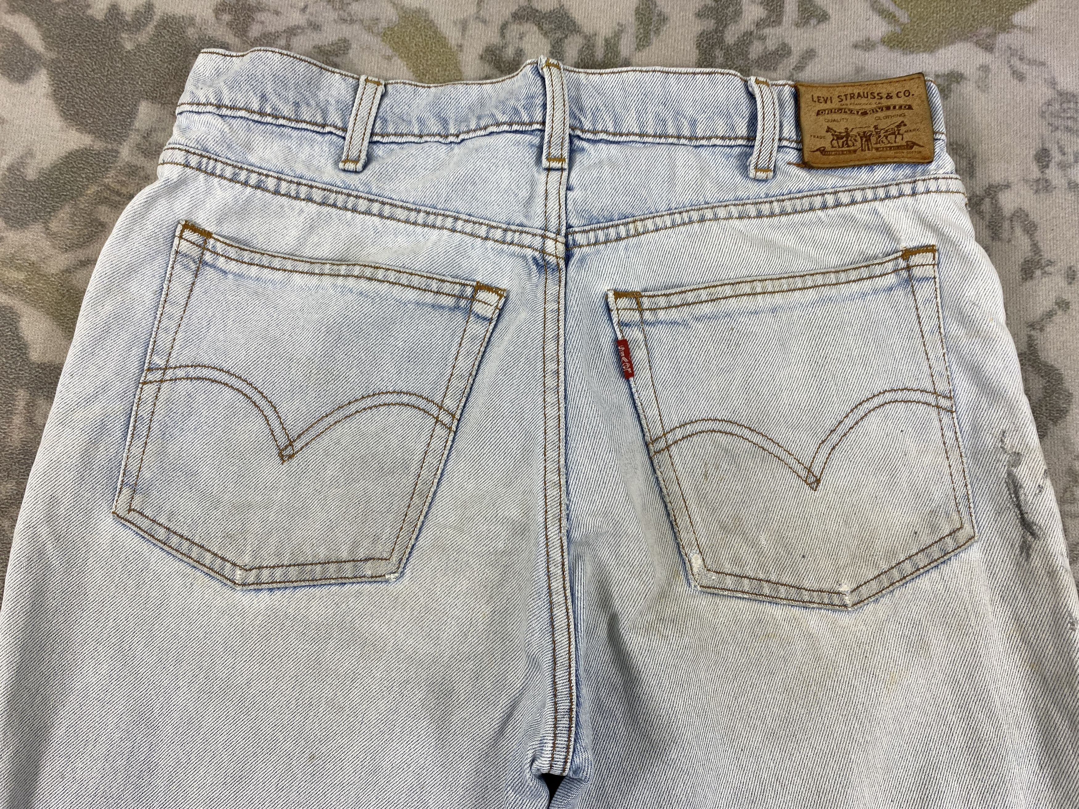 Levi's Light Blue Wash Vintage Levi's Jeans 32x29 Denim- JN3653 Size US 32 / EU 48 - 4 Thumbnail