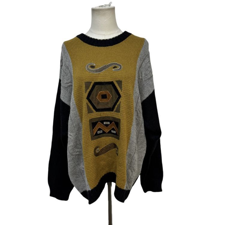 Givenchy Givenchy Gentleman Leather Applique Sweater Size M Size US M / EU 48-50 / 2 - 1 Thumbnail