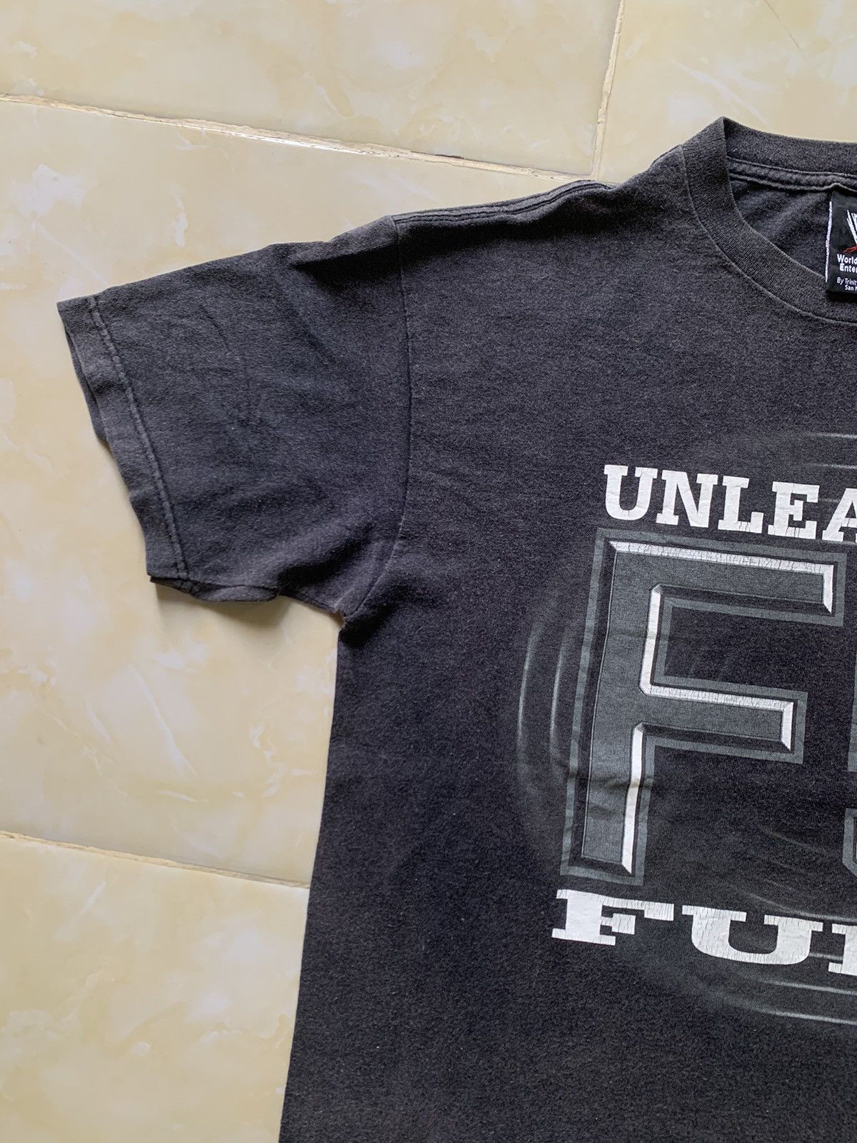 WWE VINTAGE WWE AUTHENTIC UNLEASHED FURY RARE TEE Size US M / EU 48-50 / 2 - 4 Thumbnail