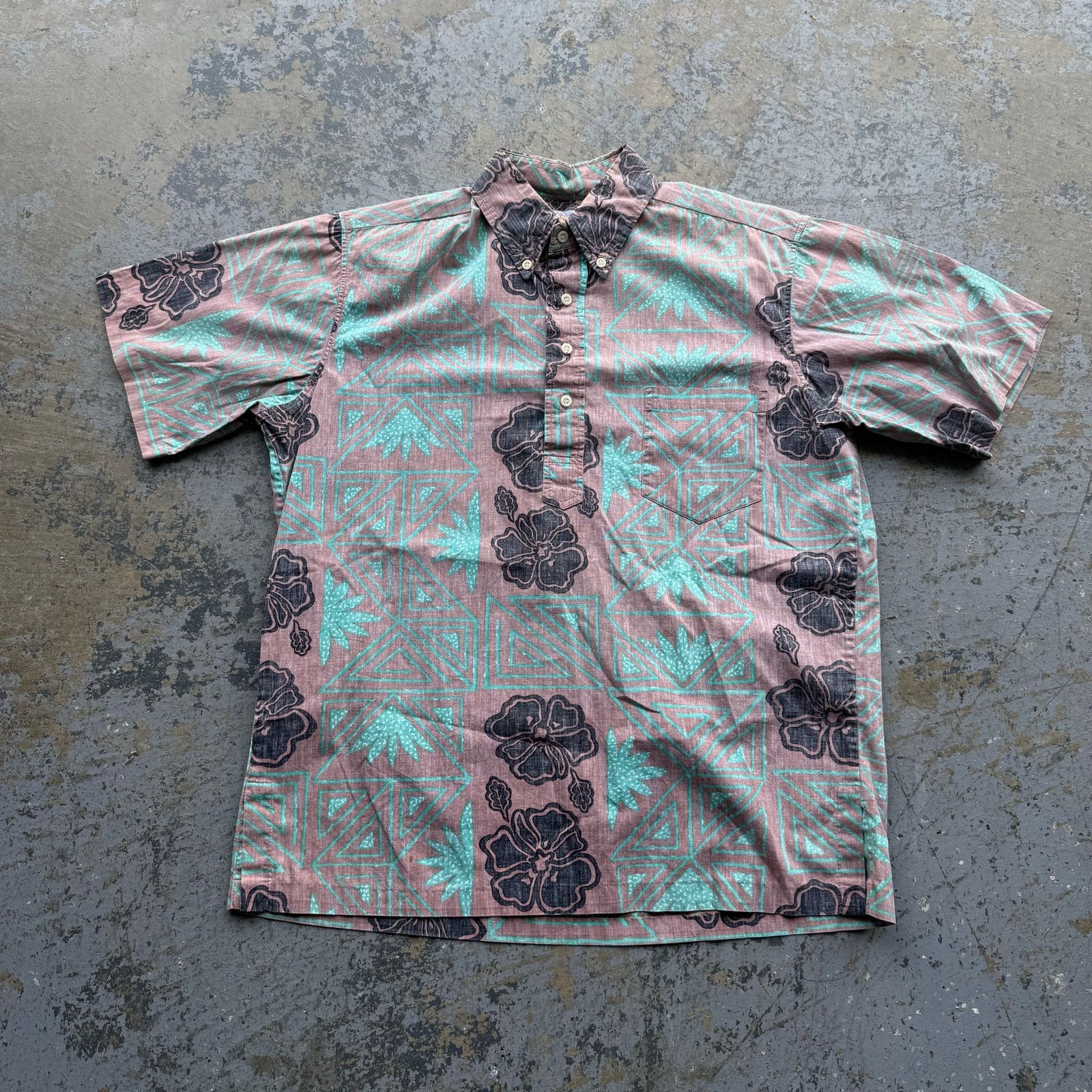 Reyn Spooner Vintage Reyn Spooner Hawaiian Shirts Men’s M Size US M / EU 48-50 / 2 - 1 Thumbnail