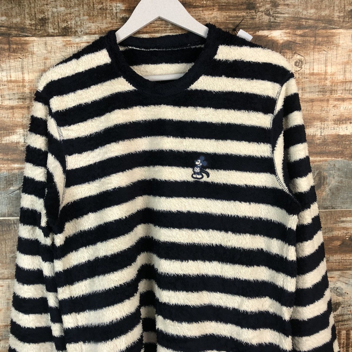 Mickey Mouse Uniqlo Mickey Mouse fleece Stripe Knitwear #A2009 Size M / US 6-8 / IT 42-44 - 5 Thumbnail