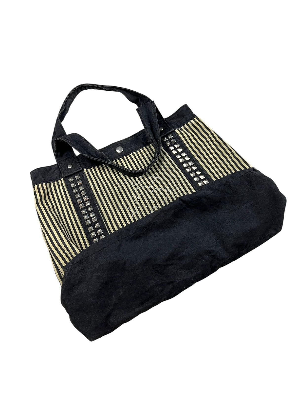 Algonquins Algonquins Studded Skull Embroidery Tote Bag Size ONE SIZE - 8 Thumbnail