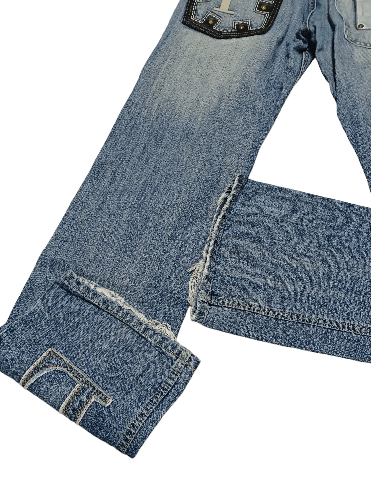 Gianfranco Ferre GIANFRANCO FERRE DISTRESSED BIGLOGO AVANT GARDE JEANS DENIM Size US 31 - 5 Thumbnail