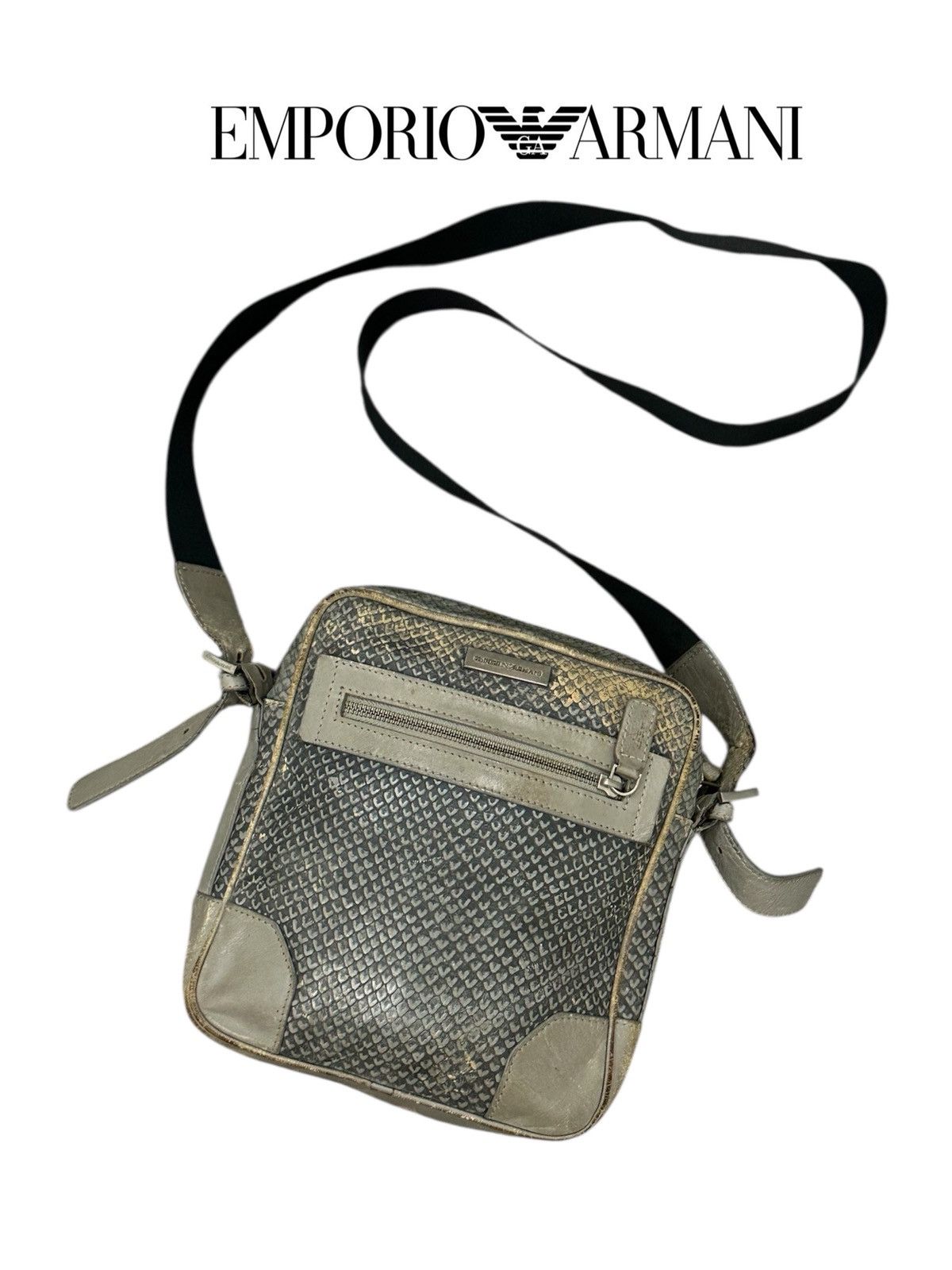 Emporio Armani Vintage 1990 Emporio Armani Fish Leather Sling Bag Size ONE SIZE - 1 Thumbnail