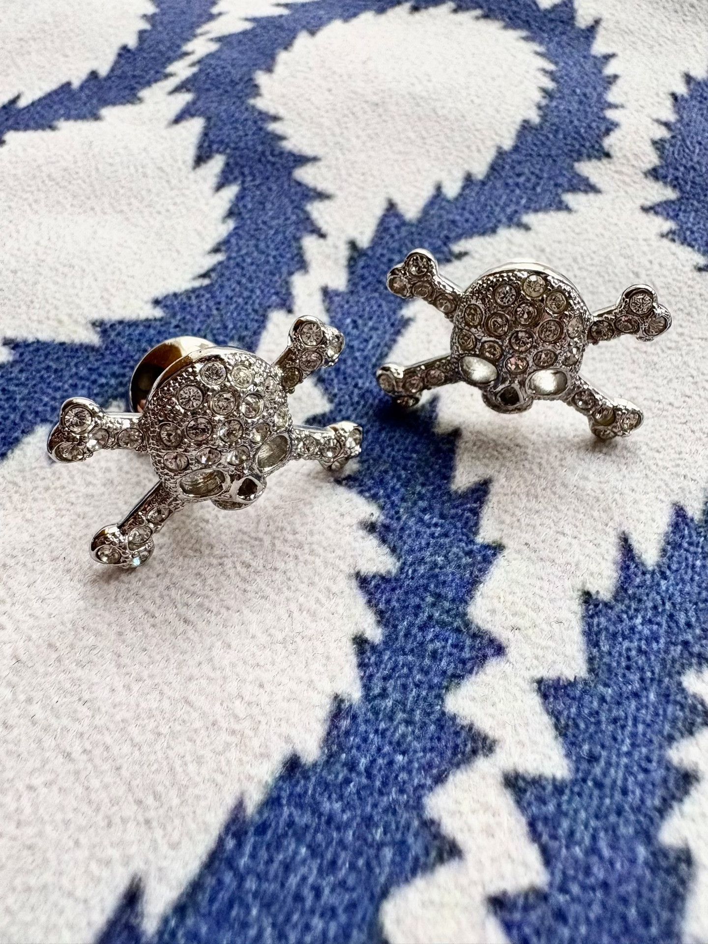 Vivienne Westwood Vivienne Westwood Vintage Rhinestone Skull Cufflinks Size ONE SIZE - 1 Thumbnail