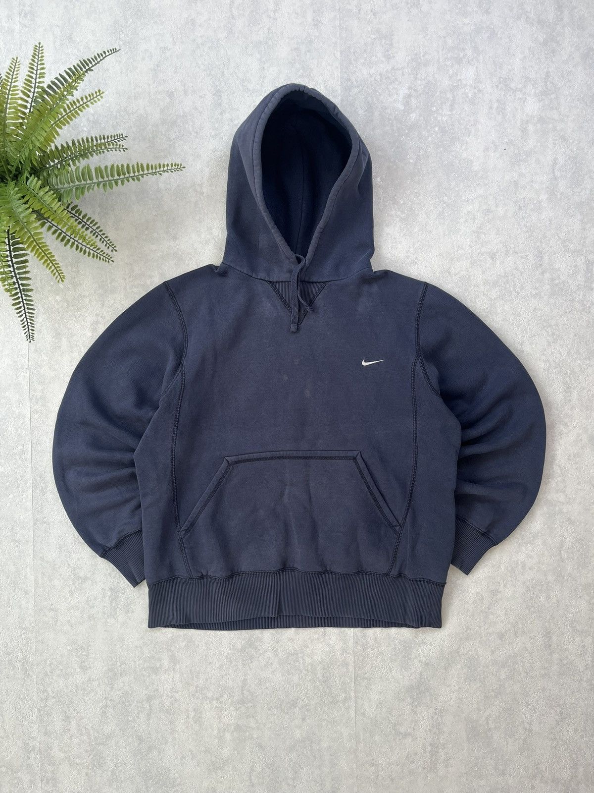 Nike × Vintage 90s Nike Swoosh Vintage Y2K Faded Blank Retro Hoodie Size US S / EU 44-46 / 1 - 1 Thumbnail