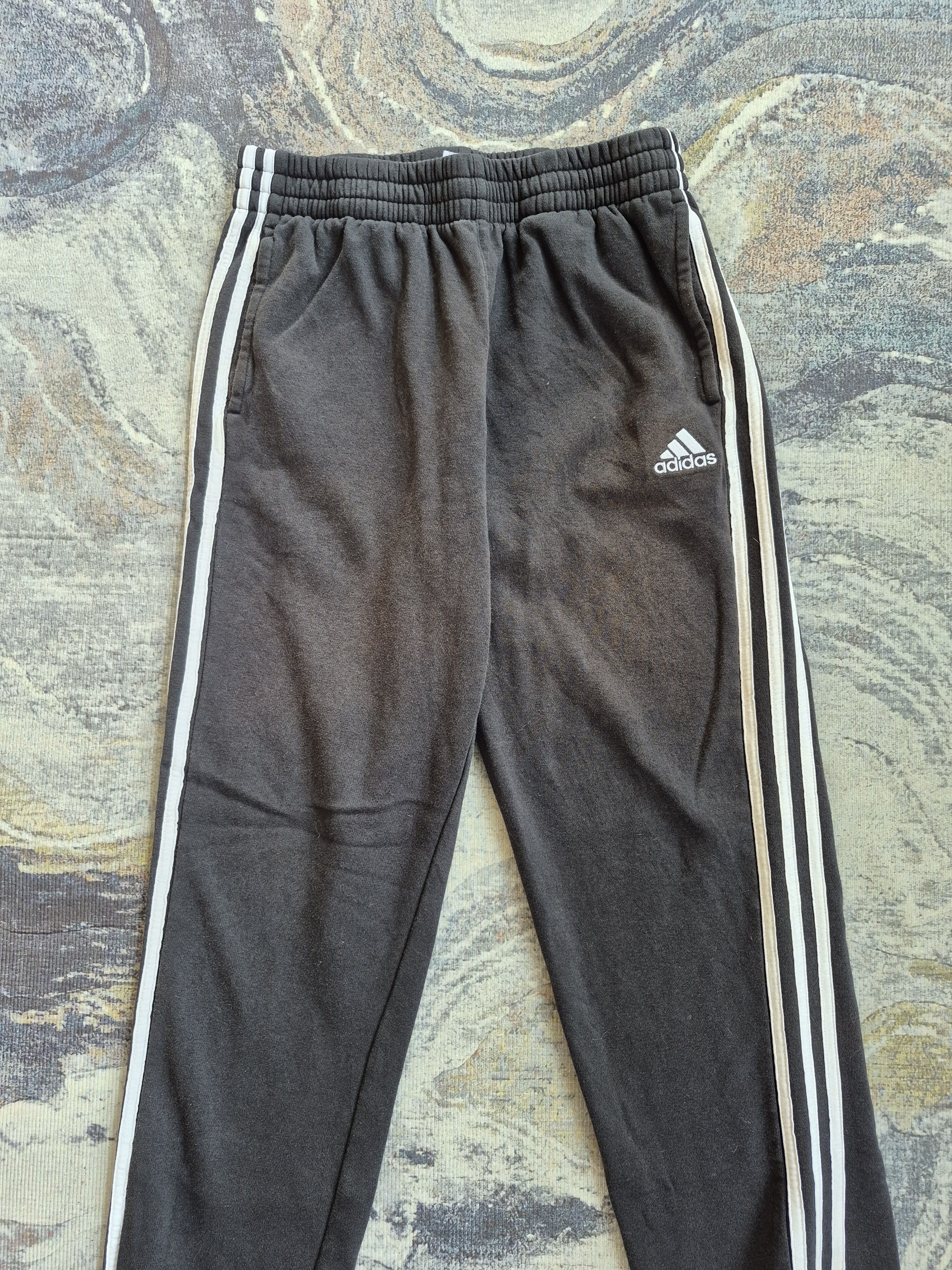 Adidas 🔥 Adidas Sweat Pants Joggers Three Stripes Size US 26 / EU 42 - 2 Thumbnail