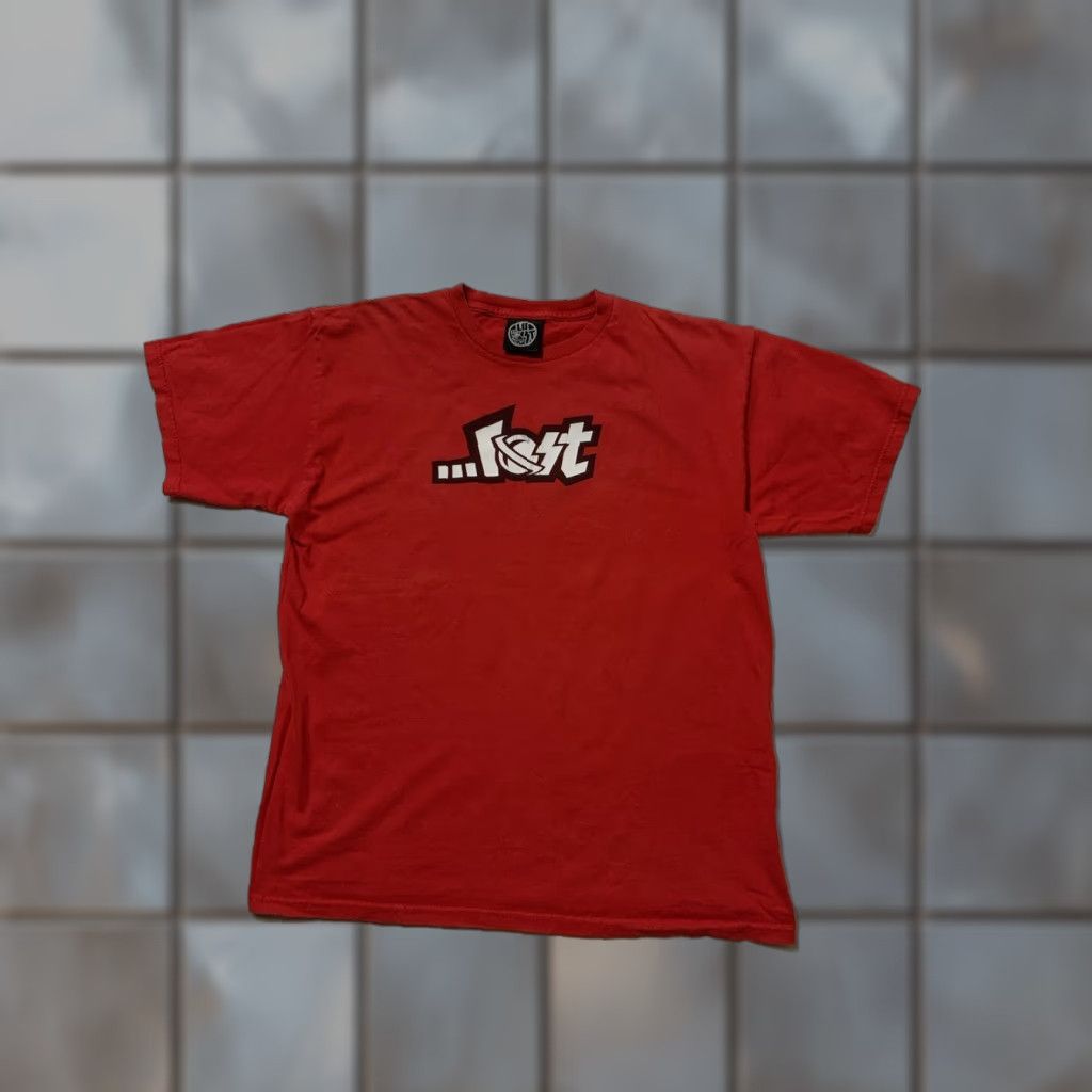 Vintage VINTAGE Lost Enterprises Skateboarding …Lost Planet Graphic Red T-Shirt Sz. M Shirt Mens Medium Red 42 Chest 26 Length Graphic Fade Stains Size US M / EU 48-50 / 2 - 1 Thumbnail